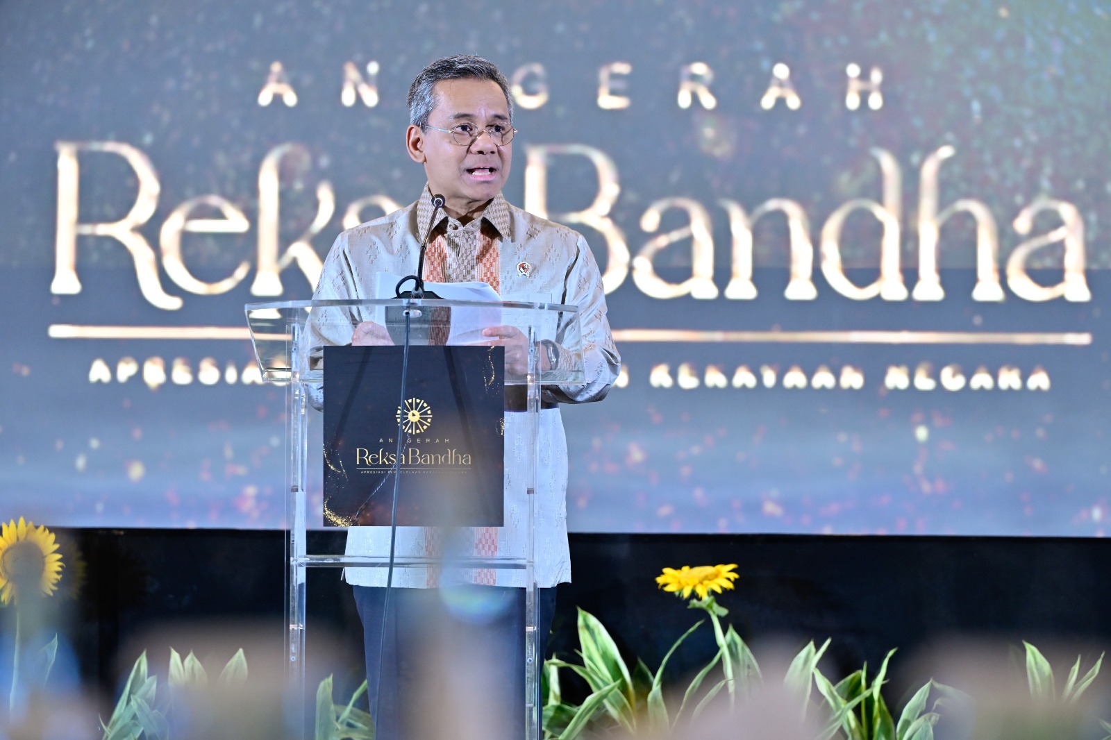 Wamenkeu Berikan Anugerah Reksa Bandha Kepada Pengelola Aset Negara Terbaik