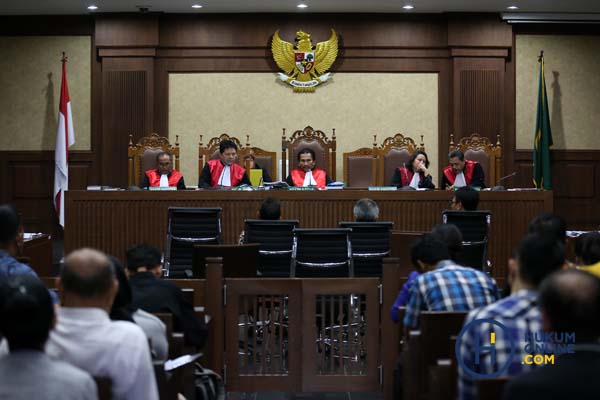 Mengenal Istilah &ldquo;Dissenting Opinion&rdquo; Dalam Lembaga Peradilan