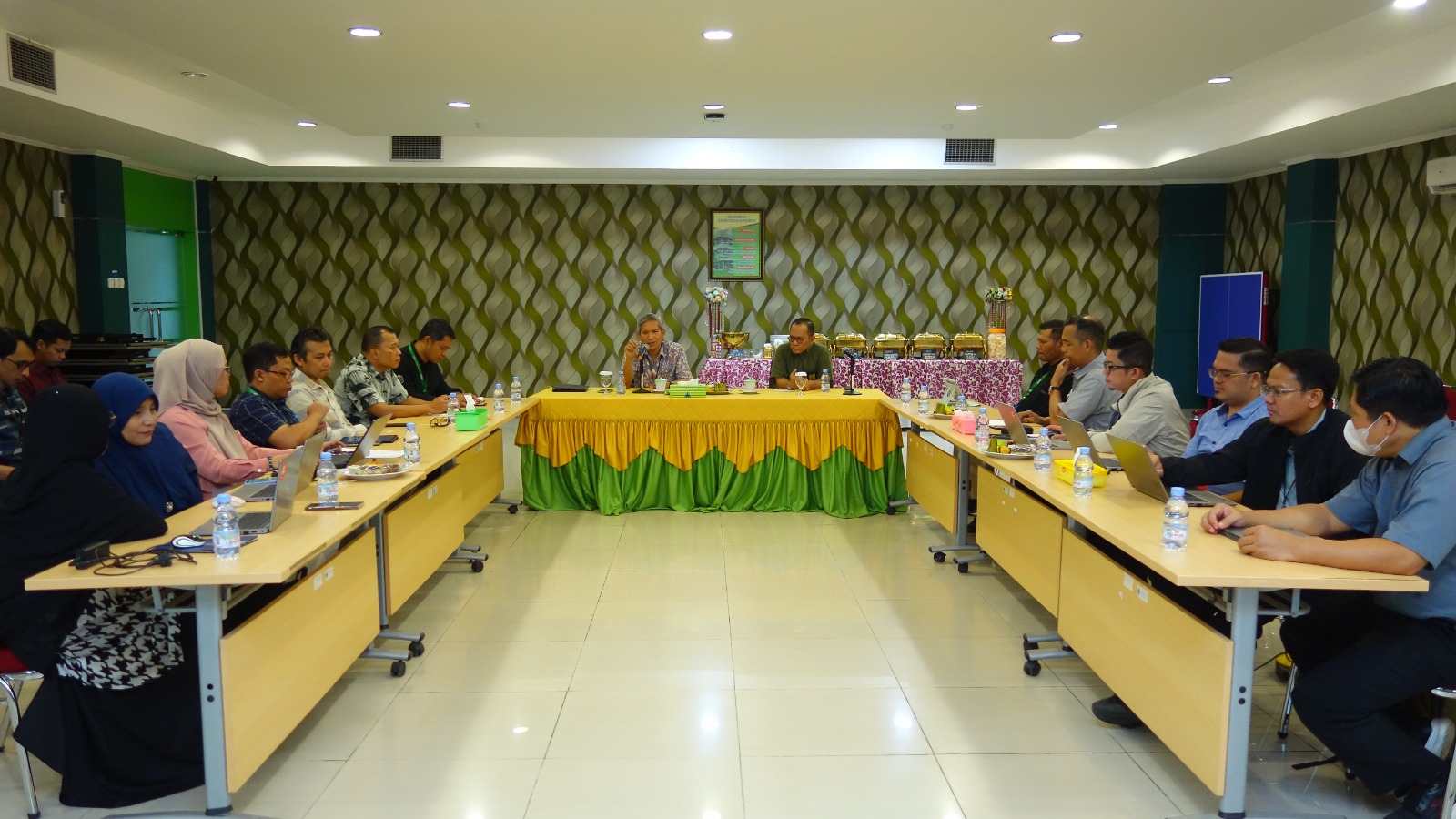 *One on One Meeting KPKNL Makassar dan DJKN Sulseltrabar: Strategi Peningkatan Kinerja dan Efisiensi Tahun 2025*