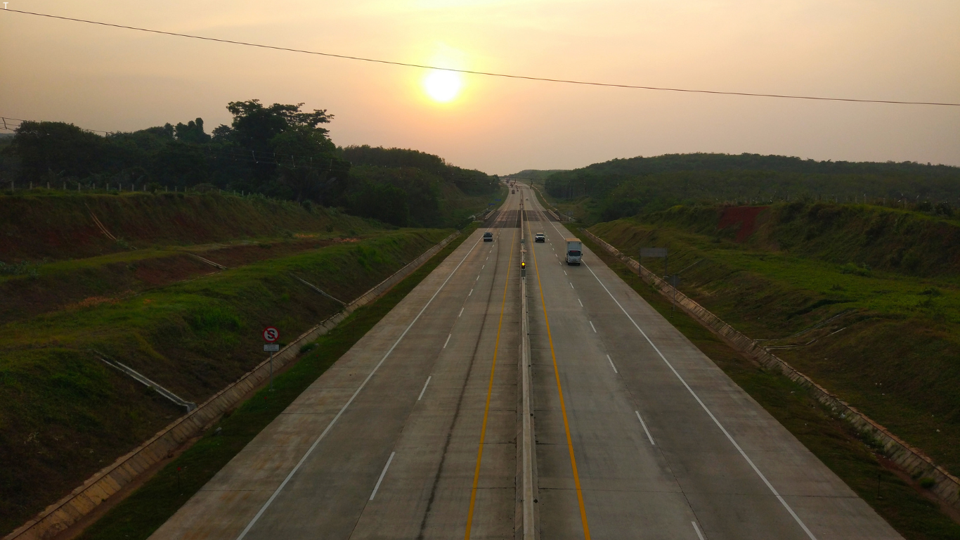 Jalan Tol sebagai sarana Mudik Lebaran: Peran DJKN Dalam Pembangunan Infrastruktur Jalan Tol