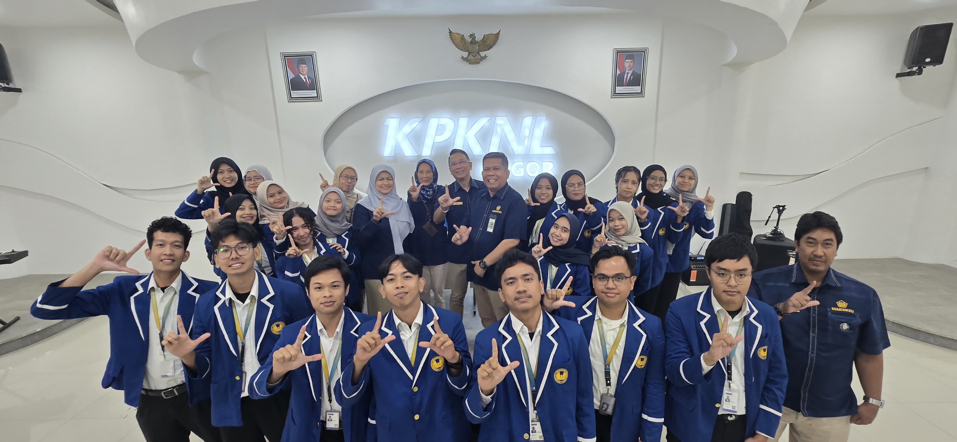 Kunjungan Studi Lapangan PKN STAN ke KPKNL Bogor Bahas Aspek Hukum Pelaksanaan Lelang