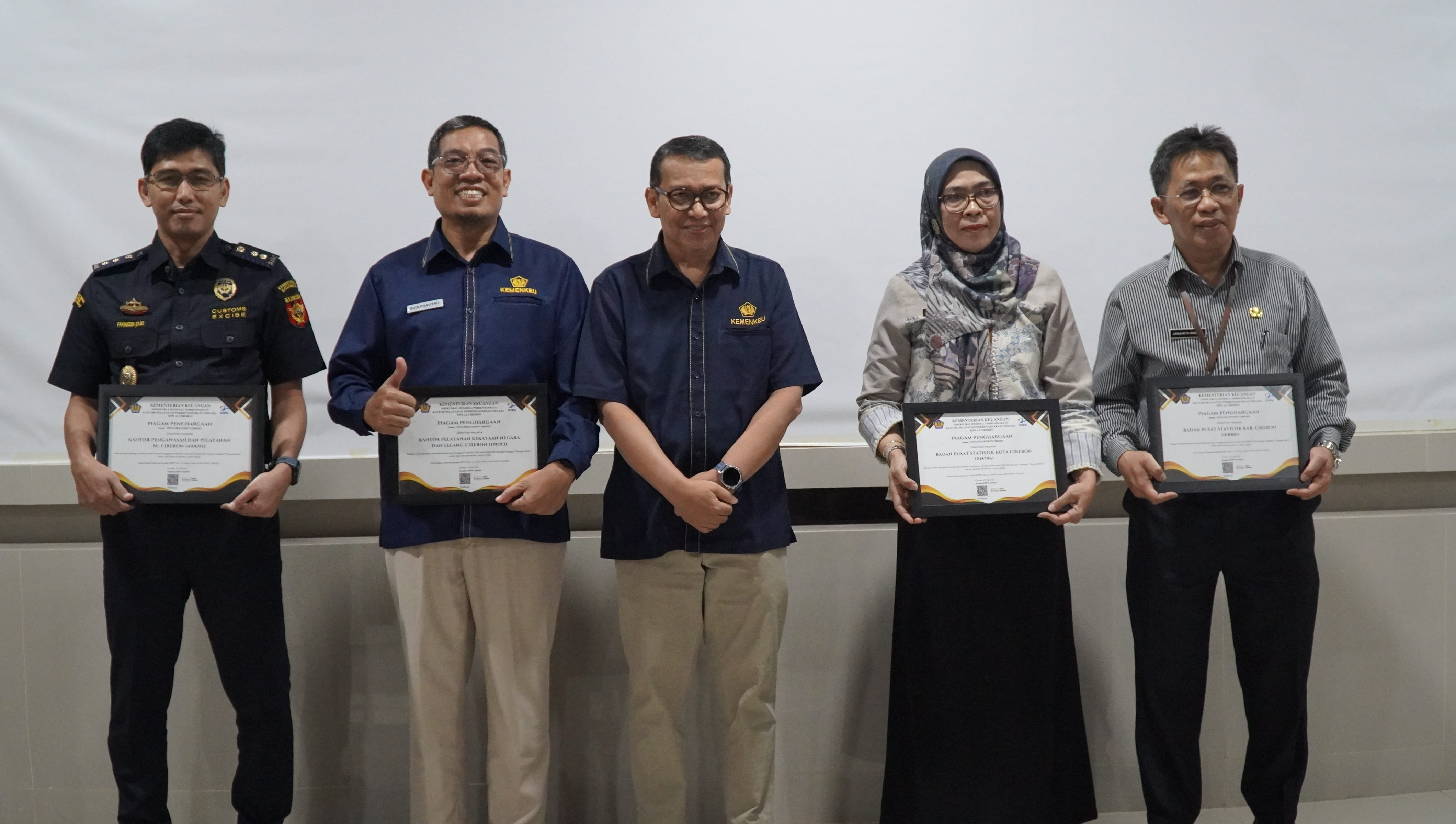 KPKNL Cirebon Terpilih sebagai Satuan Kerja Terbaik dalam Pelaksanaan Anggaran oleh KPPN Cirebon