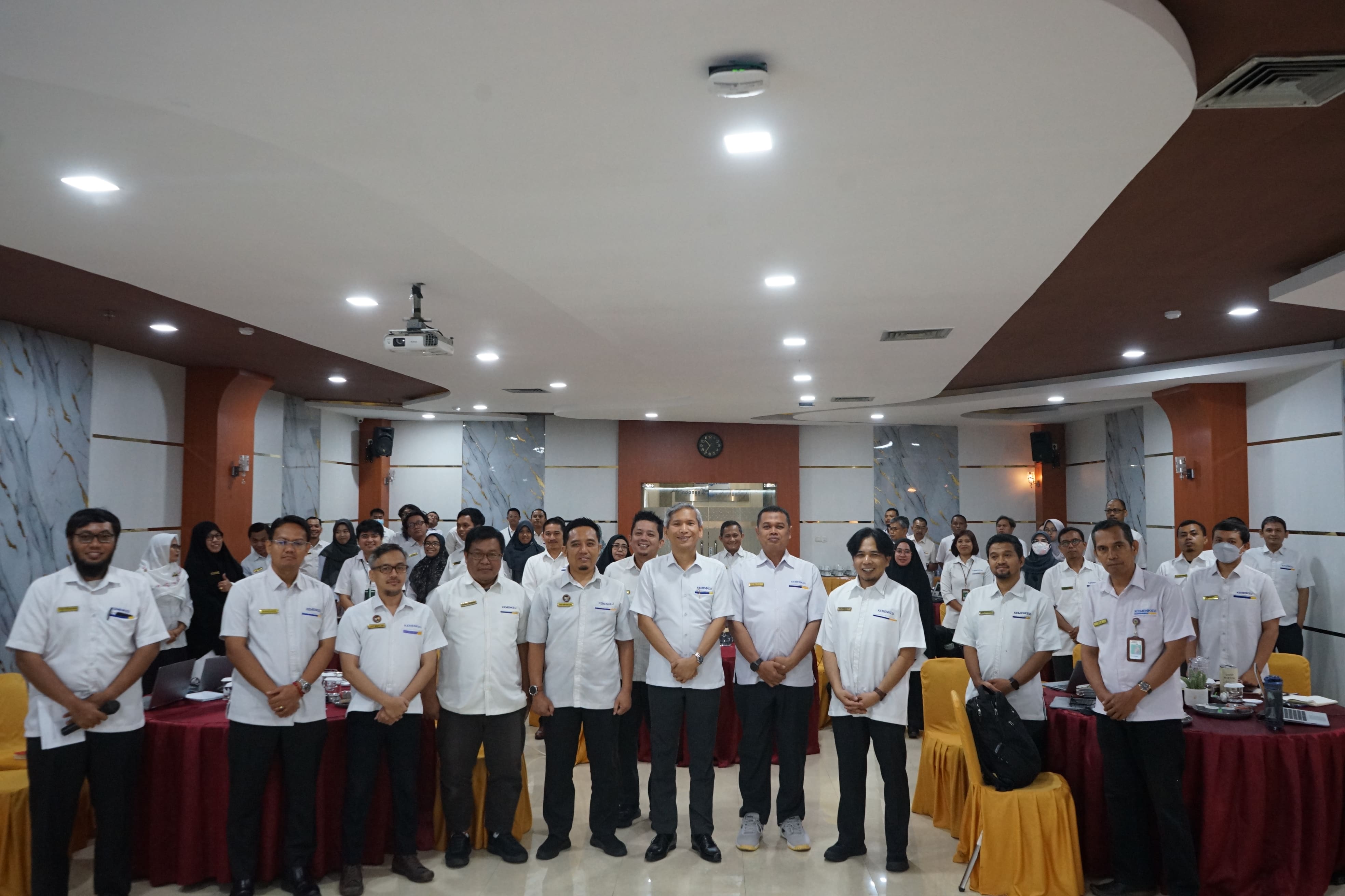 KPKNL Parepare Hadiri Rapat Kerja Kanwil DJKN Sulseltrabar Tahun 2025: Penguatan Transformasi Layanan DJKN yang Adaptif dan Berkelas