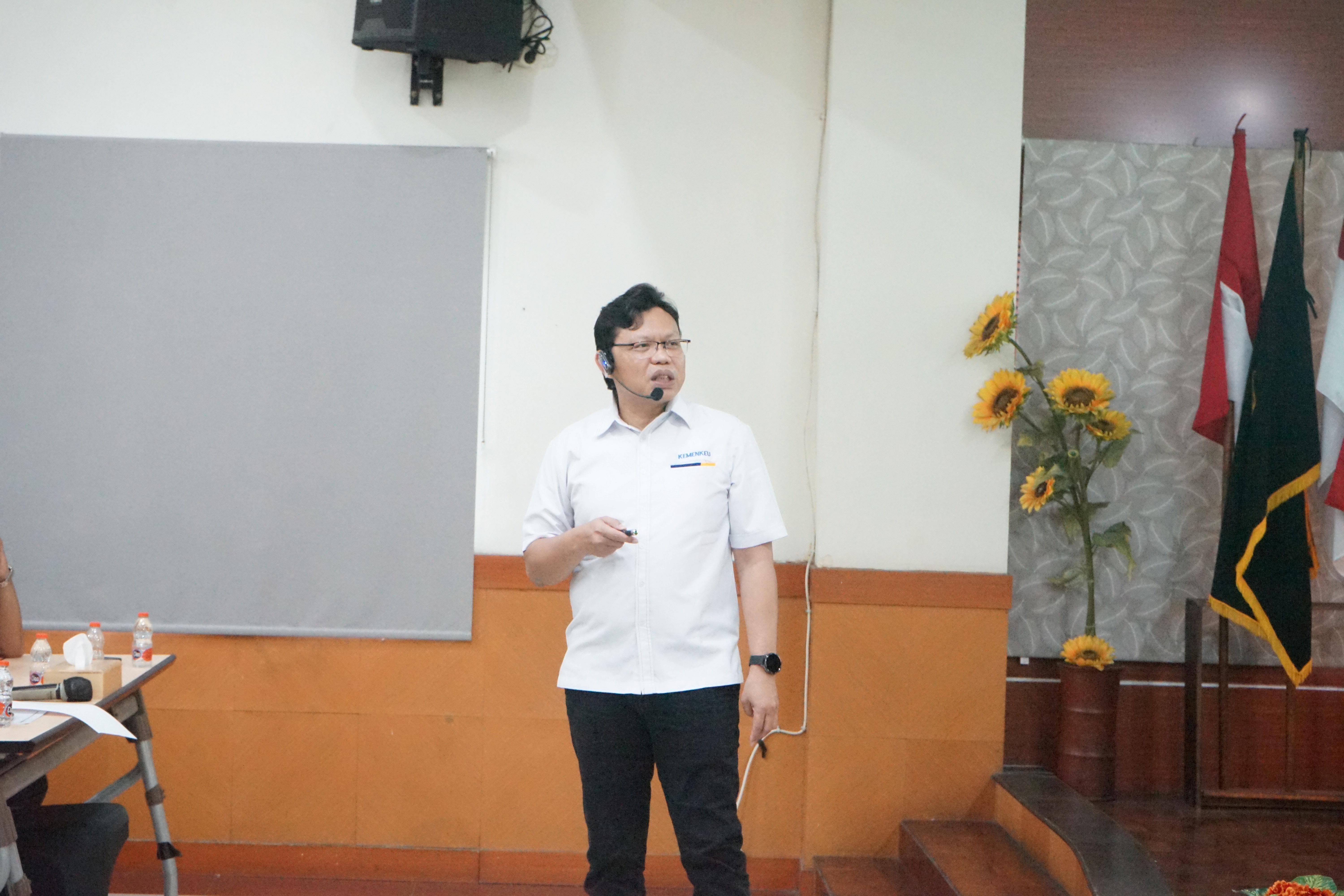 Bimbingan Mental : Know Your Customer, Know Your Self