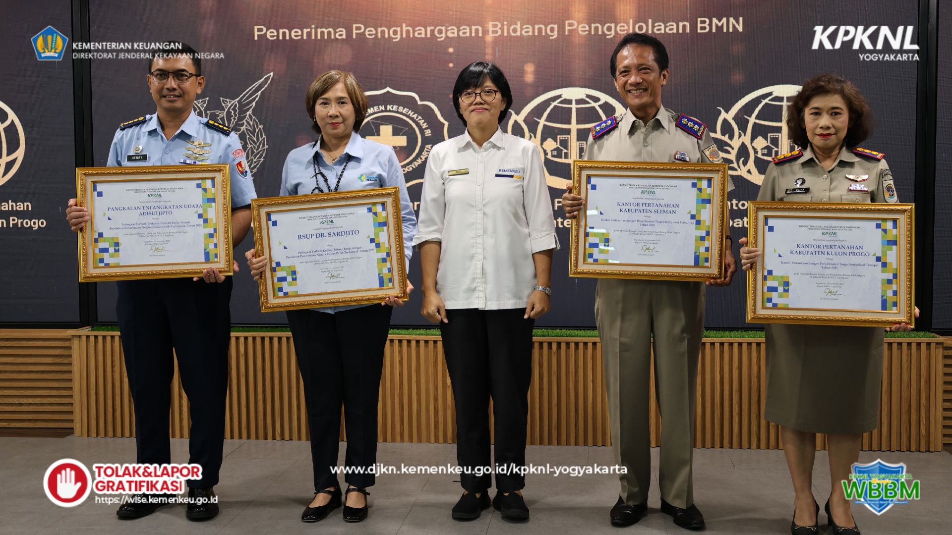 FGD Lelang Eksekusi: &ldquo;Tertib Administrasi untuk Mewujudkan Lelang yang Akuntabel&rdquo;, Penyerahan Sertipikat Tanah dan Penghargaan