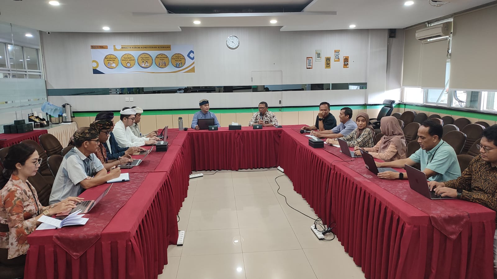 Rapat Koordinasi KPKNL Denpasar dan Universitas Udayana Bahas Optimalisasi Pemanfaatan Aset Negara