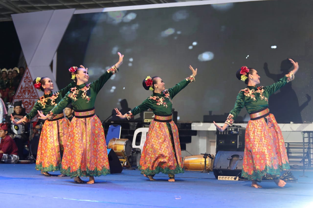 Mengulik Pesan Nonverbal dalam Kesenian Tari Jogi