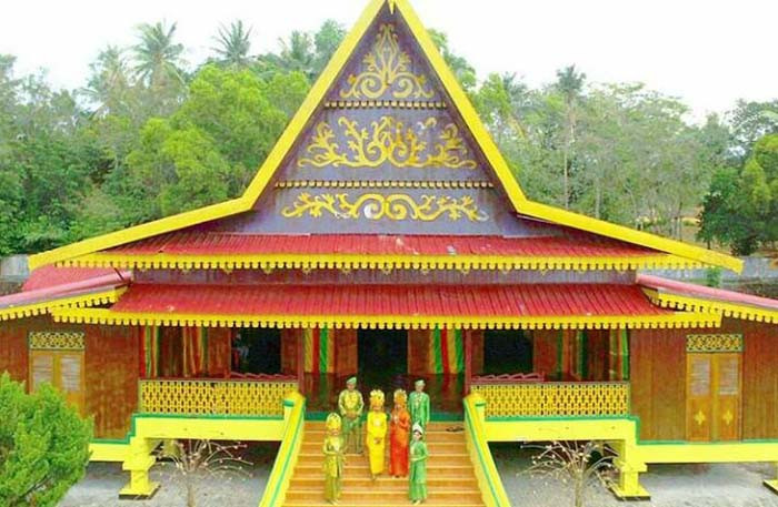 Sejarah Melayu Lingga sebagai Cermin Nilai-Nilai Kementerian Keuangan dalam Pelaksanaan Tugas KPKNL Batam