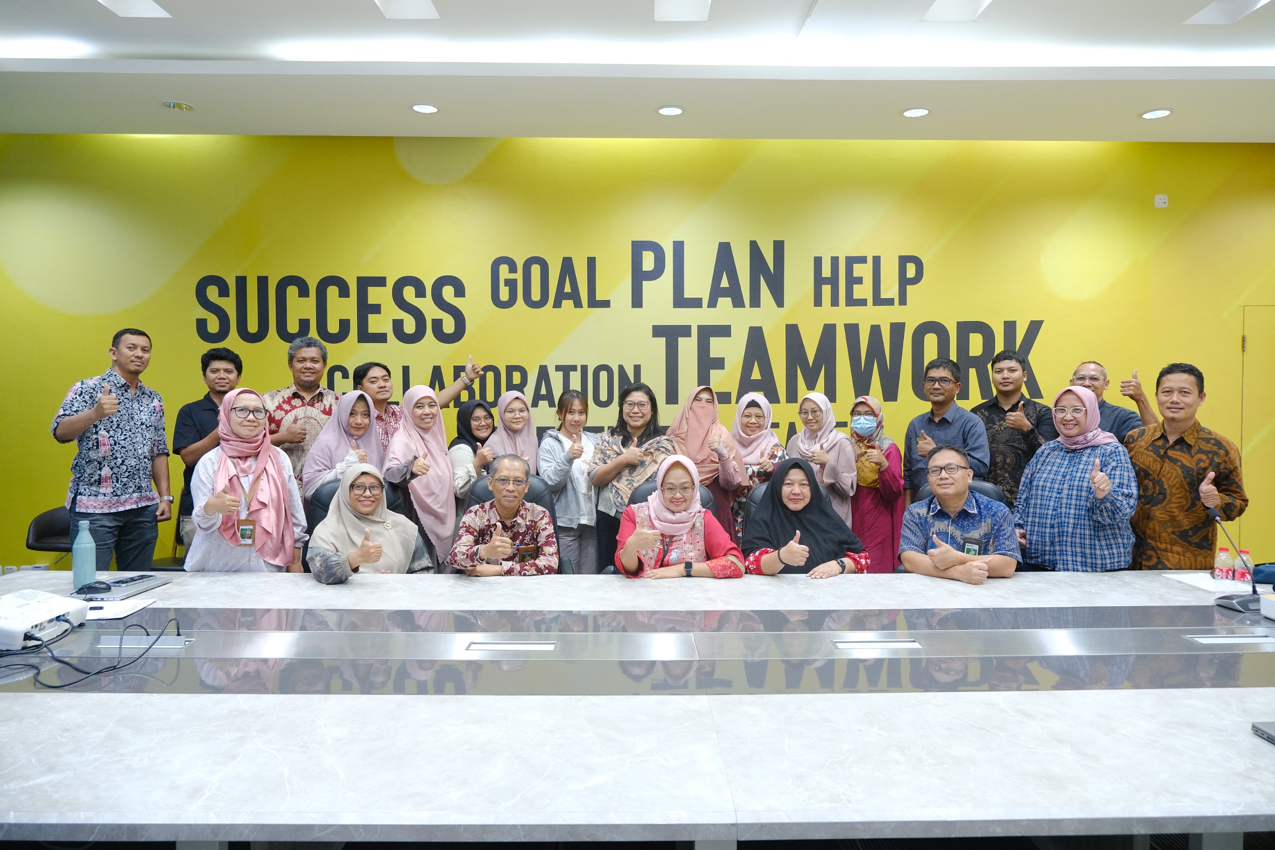 Pembinaan Sekretaris DJKN Kepada KPKNL Purwakarta: Pegang Teguh Integritas Dan Profesionalisme Dalam Pelayanan