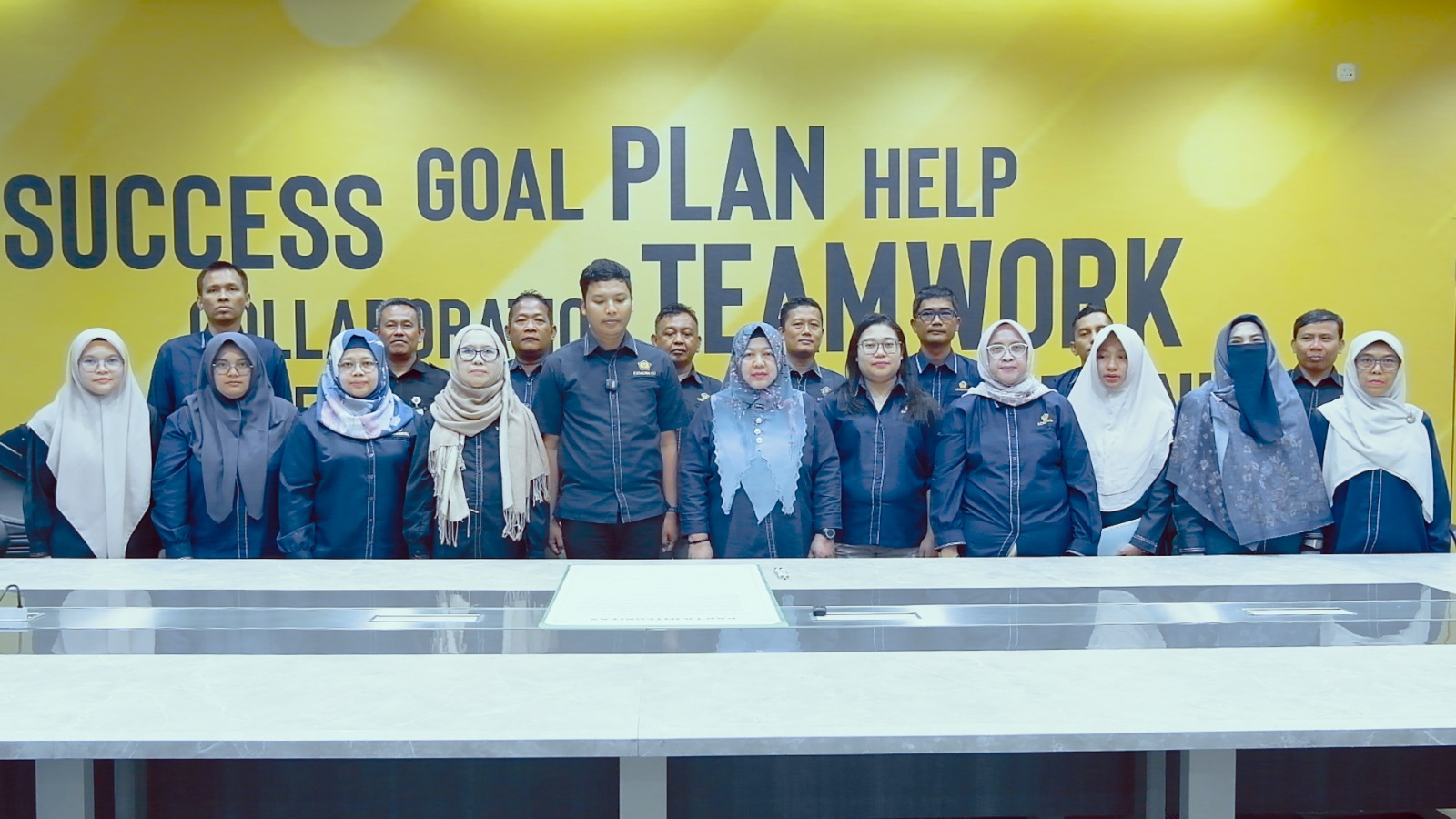 Wujudkan Komitmen Pelayanan Yang Bersih dan Akuntabel, Seluruh Pegawai KPKNL Purwakarta Tandatangani Pakta Integritas