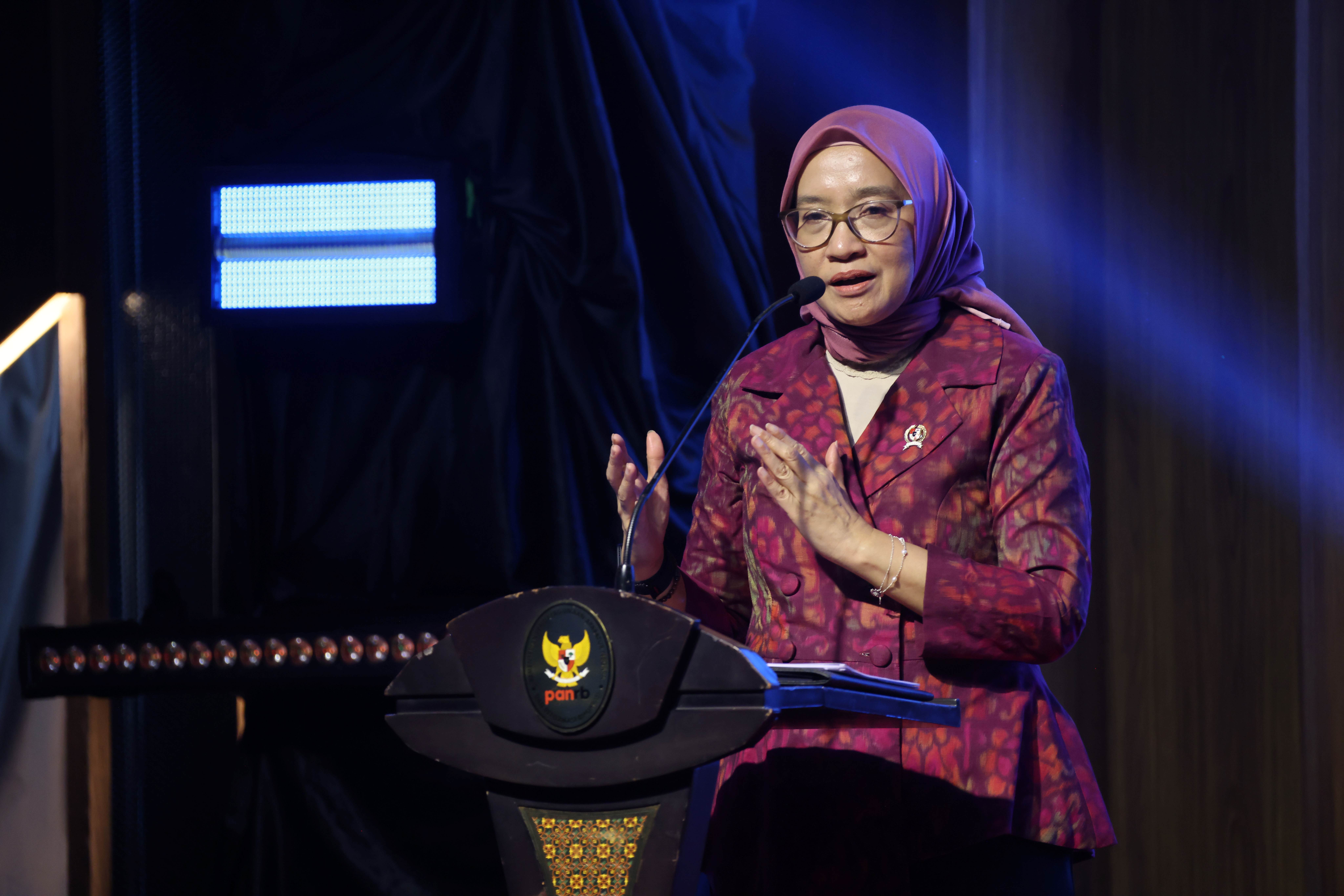 SAKIP dan ZI Award 2025: Kanwil DJKN Sulseltrabar Raih Predikat WBBM, Menteri PANRB Tekankan Arahan Presiden Prabowo