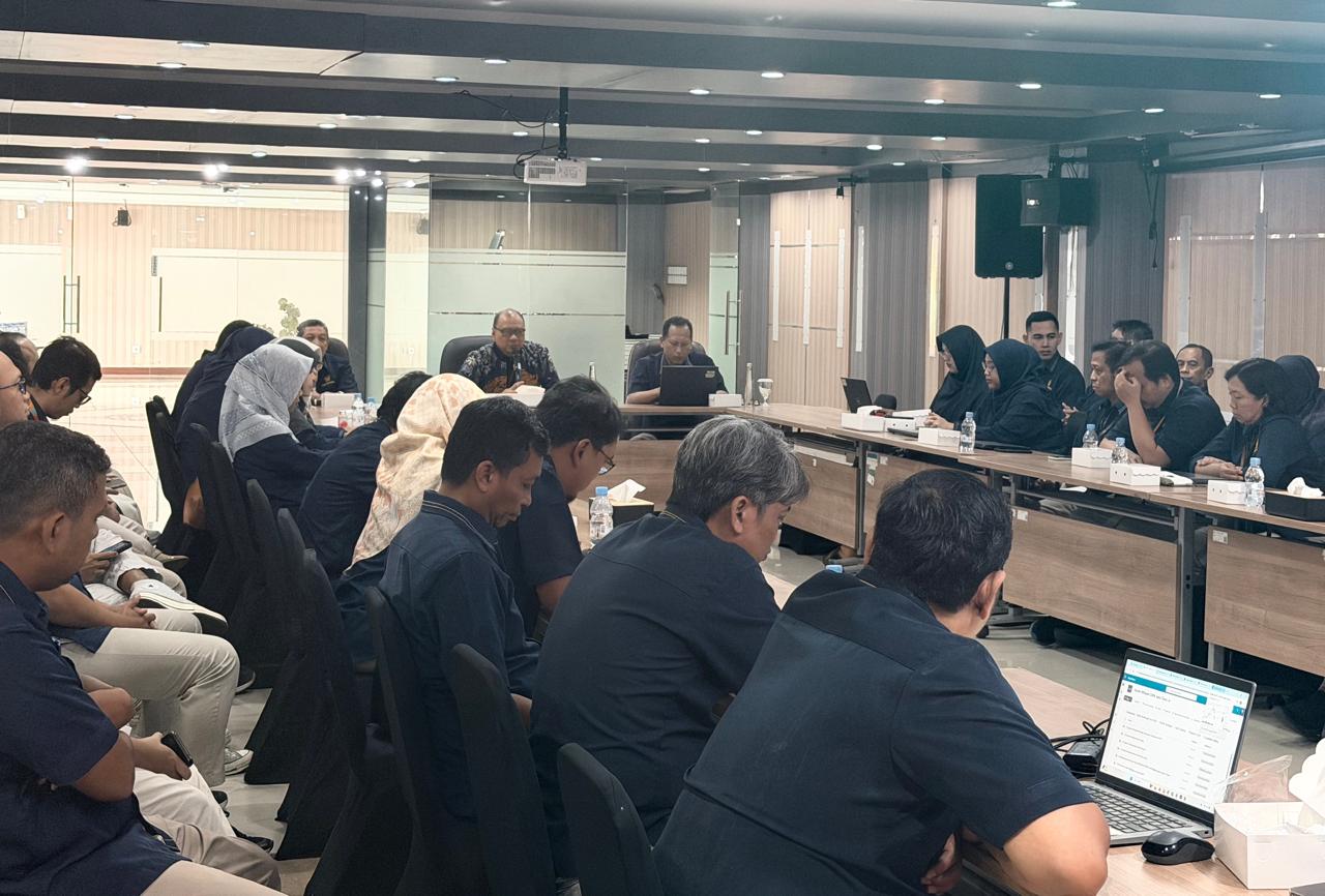 Kanwil DJKN Jawa Timur Laksanakan Pembinaan dan Pengarahan Kerja di KPKNL Surabaya