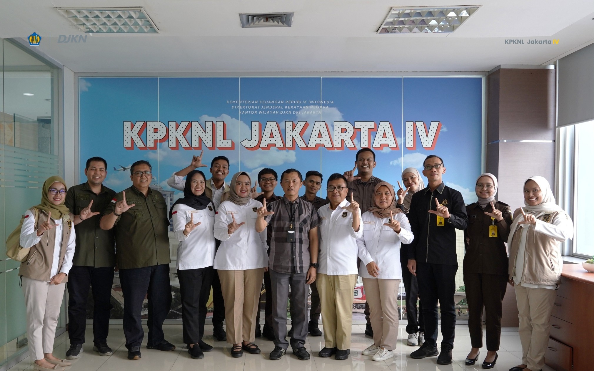 Sinergi DJKN dan Kejaksaan RI, Lelang Barang Rampasan pada KPKNL Jakarta IV Bukukan Pokok Lelang Rp65 Miliar