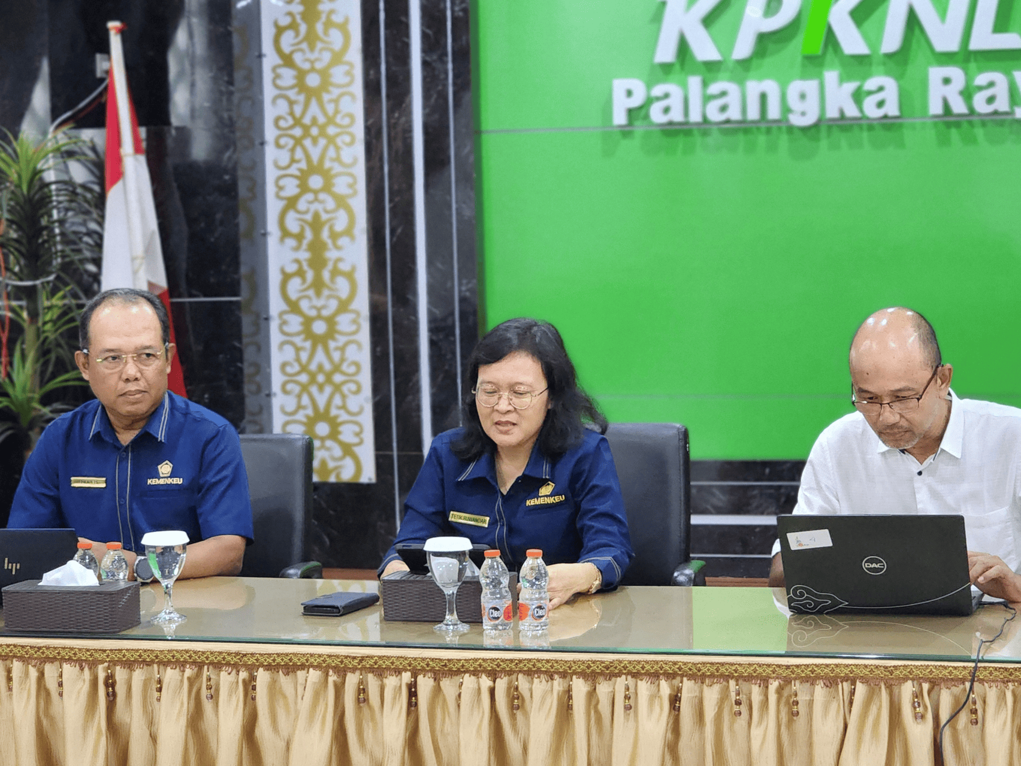 Kepala Kanwil DJKN Kalimantan Selatan dan Tengah Apresiasi KPKNL Palangkaraya yang Sukses Meraih ZI-WBBM