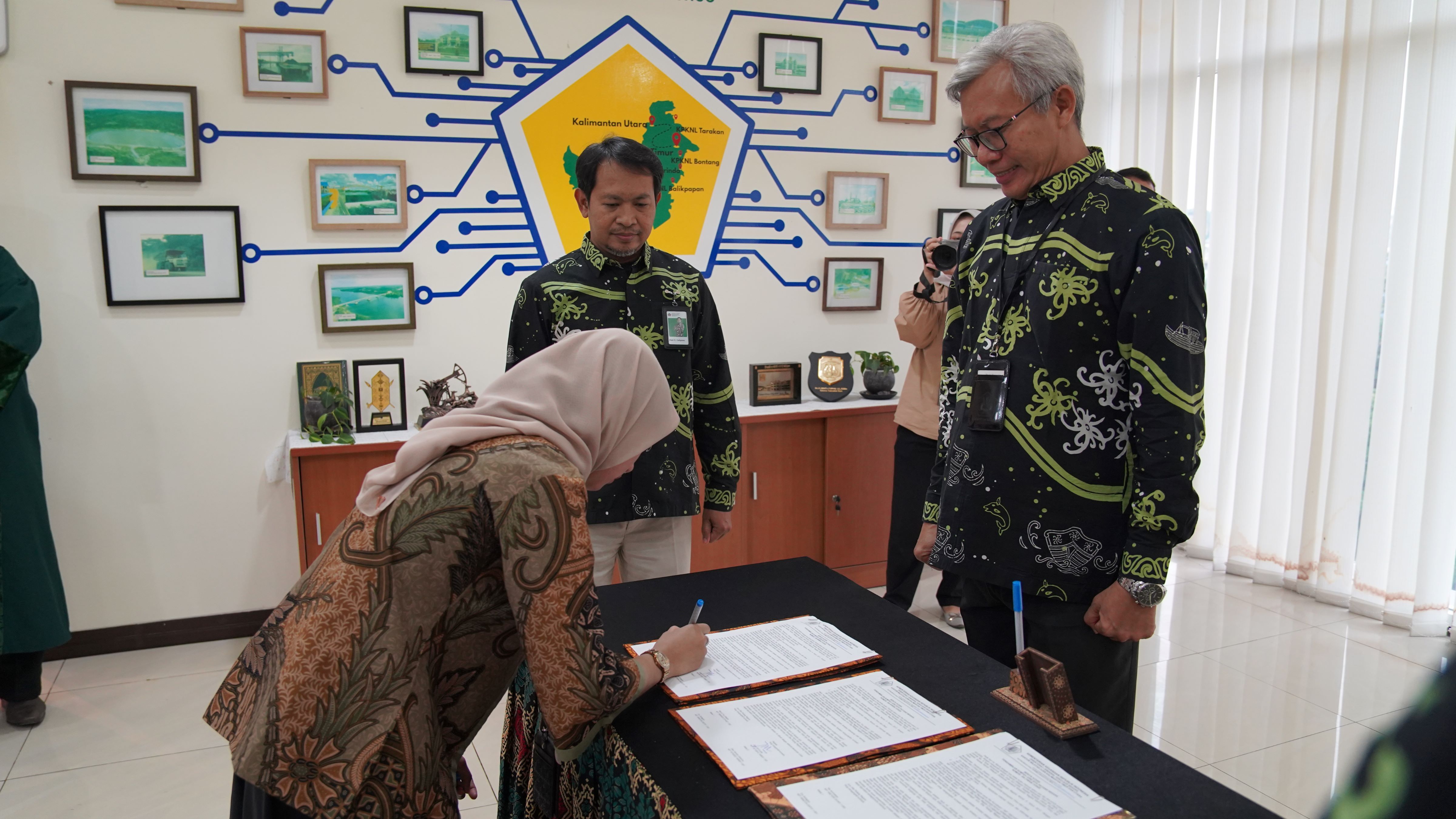 Kanwil DJKN Kalimantan Timur dan Utara Laksanakan Pengambilan Sumpah Juru Sita Piutang Negara