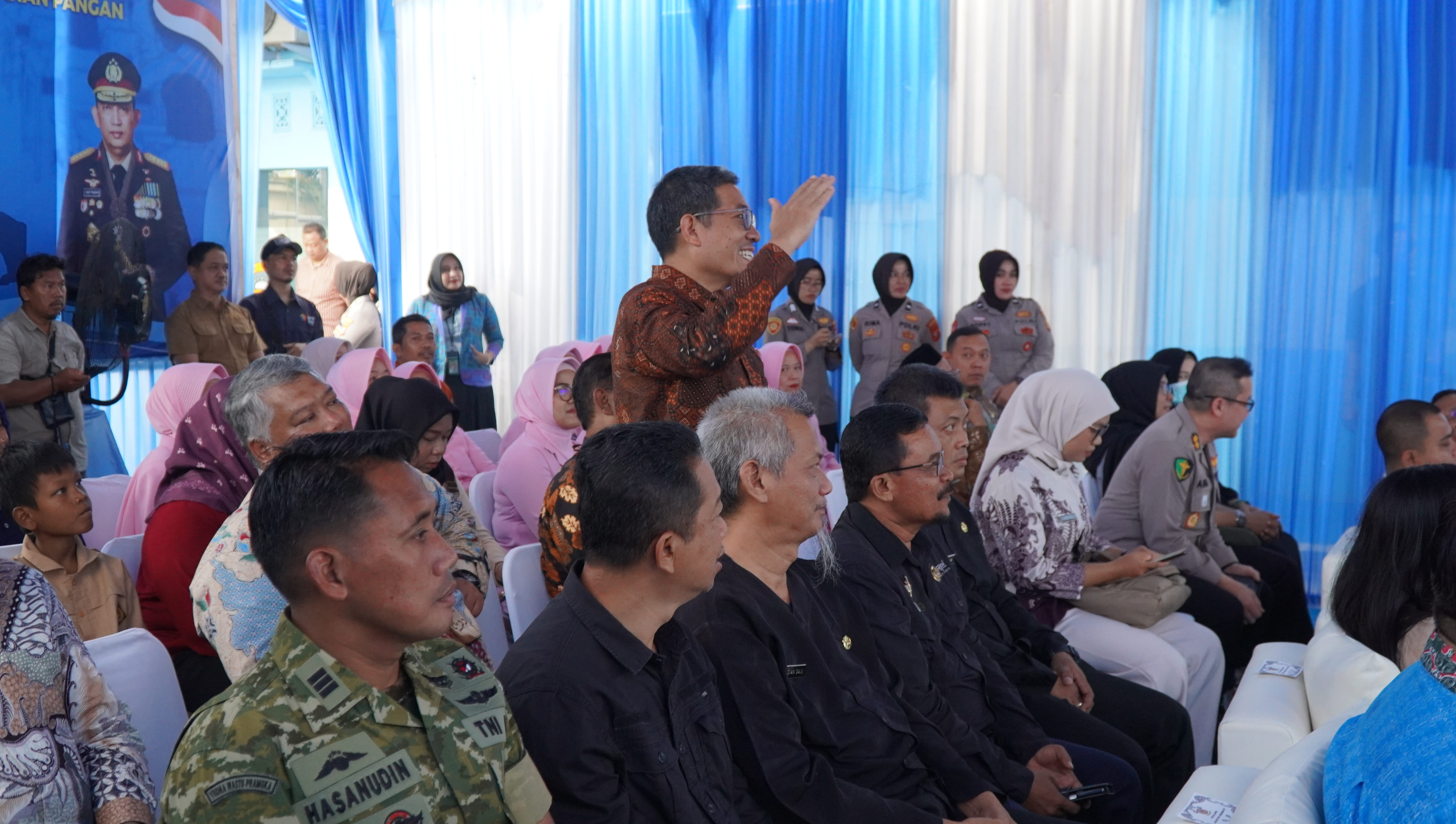 KPKNL Cirebon Hadiri Launching Peresmian Operasional SPPG, Ground Breaking serta Peresmian Gudang Ketanahan Pangan oLeh Presiden RI 