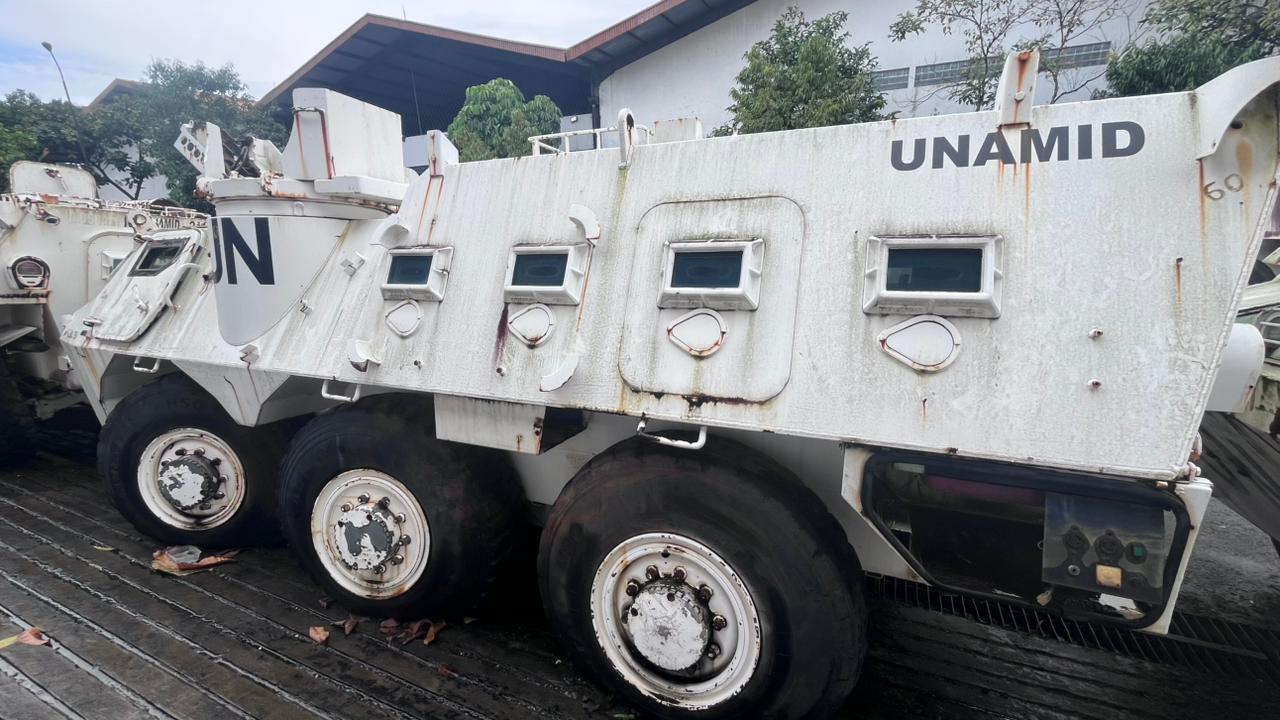Survei Pemeriksaan Fisik dan Penilaian Kendaraan Tempur APC Wheeled Command Post KOM INF Berupa Scrap