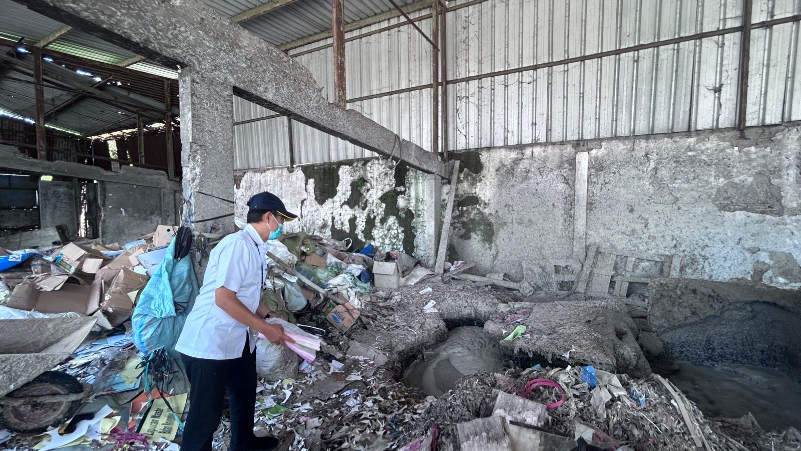 Kanwil DJKN Jawa Tengah dan D.I. Yogyakarta Lakukan Pemusnahan dan Penghapusan Arsip