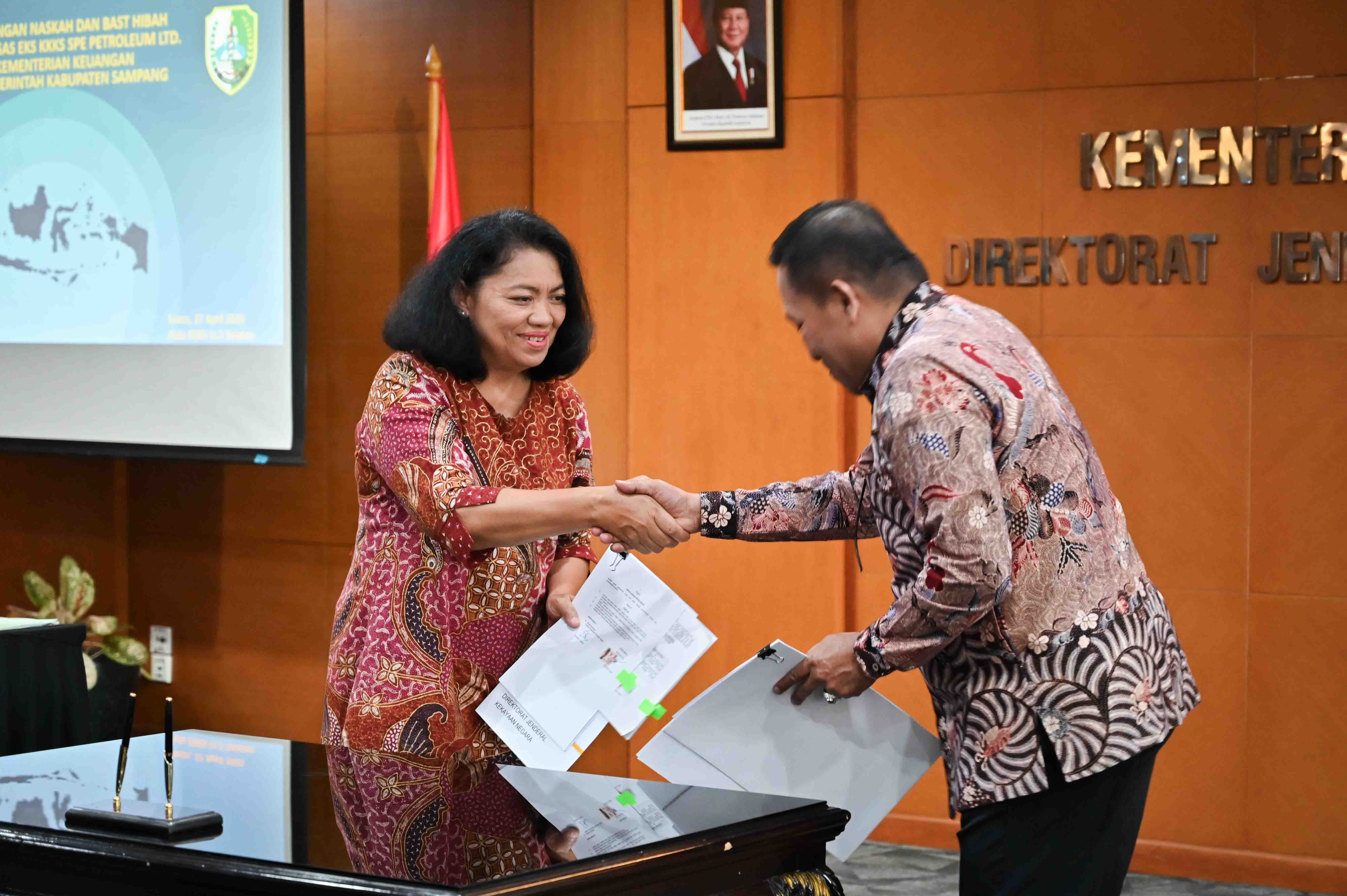 Optimalkan Pengelolaan BMN Hulu Migas, DJKN Hibahkan Aset kepada Pemerintah Kabupaten Sampang