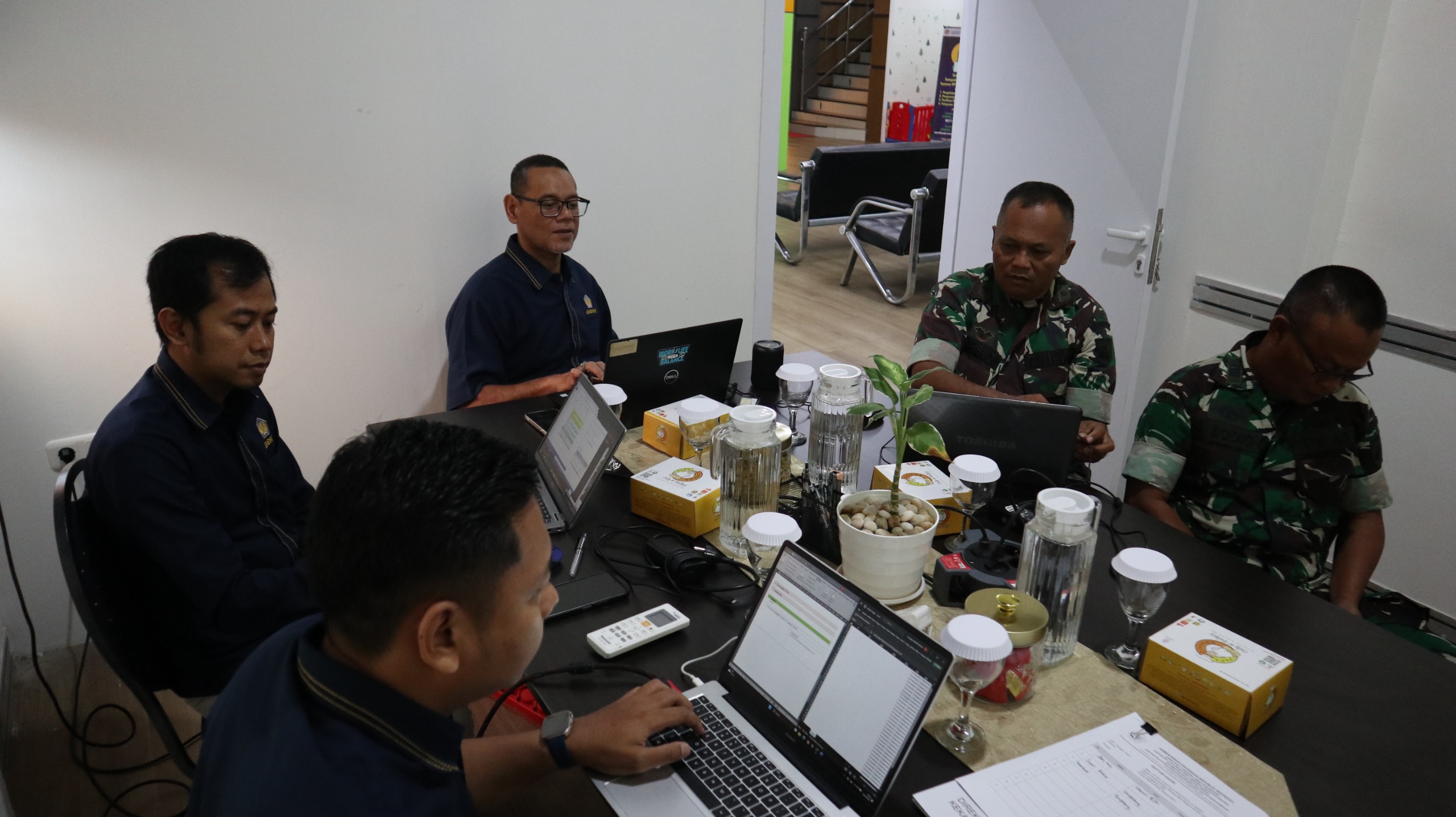 PERKUAT TATA KELOLA BMN, KPKNL BANJARMASIN LAKUKAN KOORDINASI DAN PEMBINAAN KE DENZIBANG 2/BANJARMASIN.