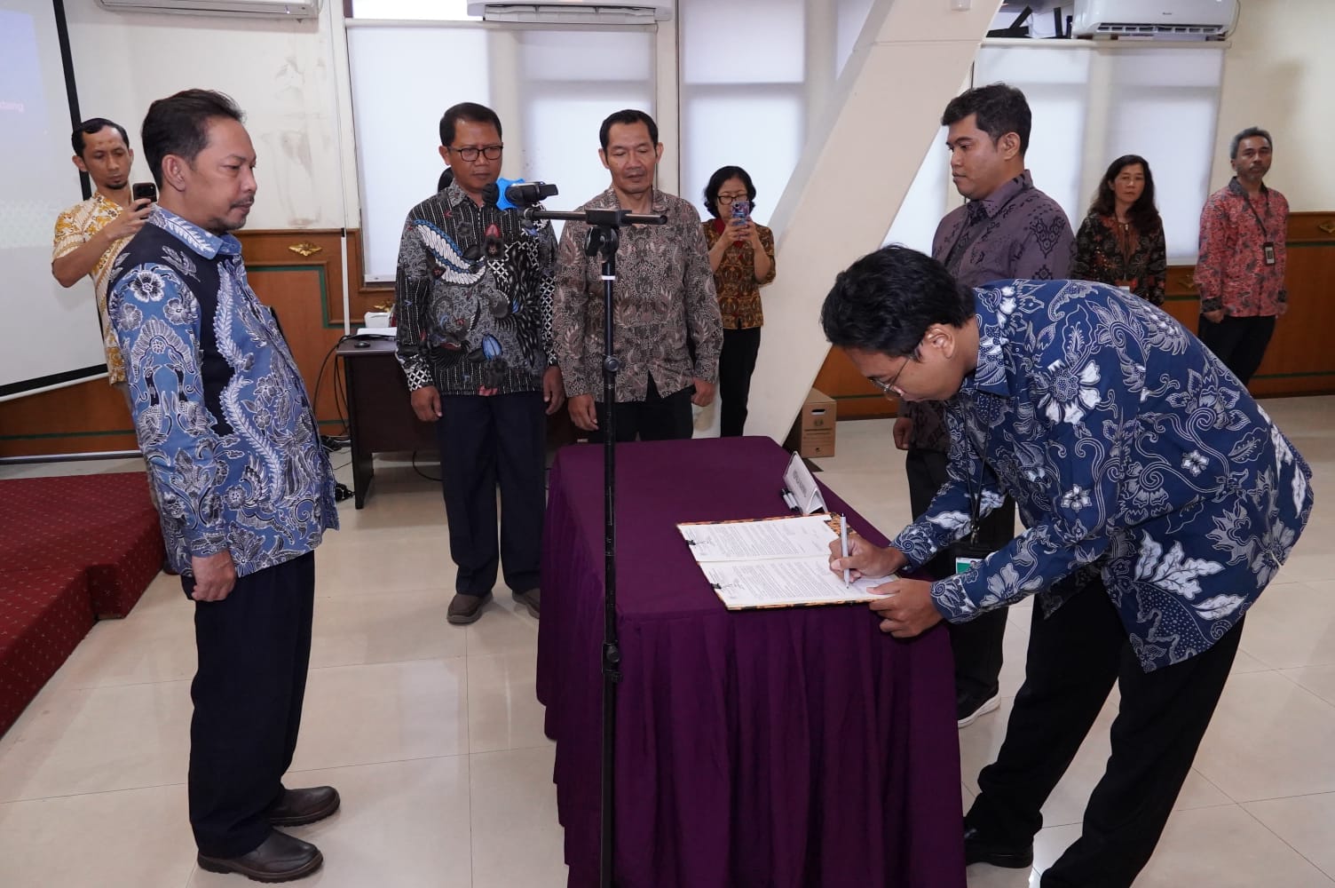 Pelantikan Juru Sita Piutang Negara pada KPKNL Denpasar