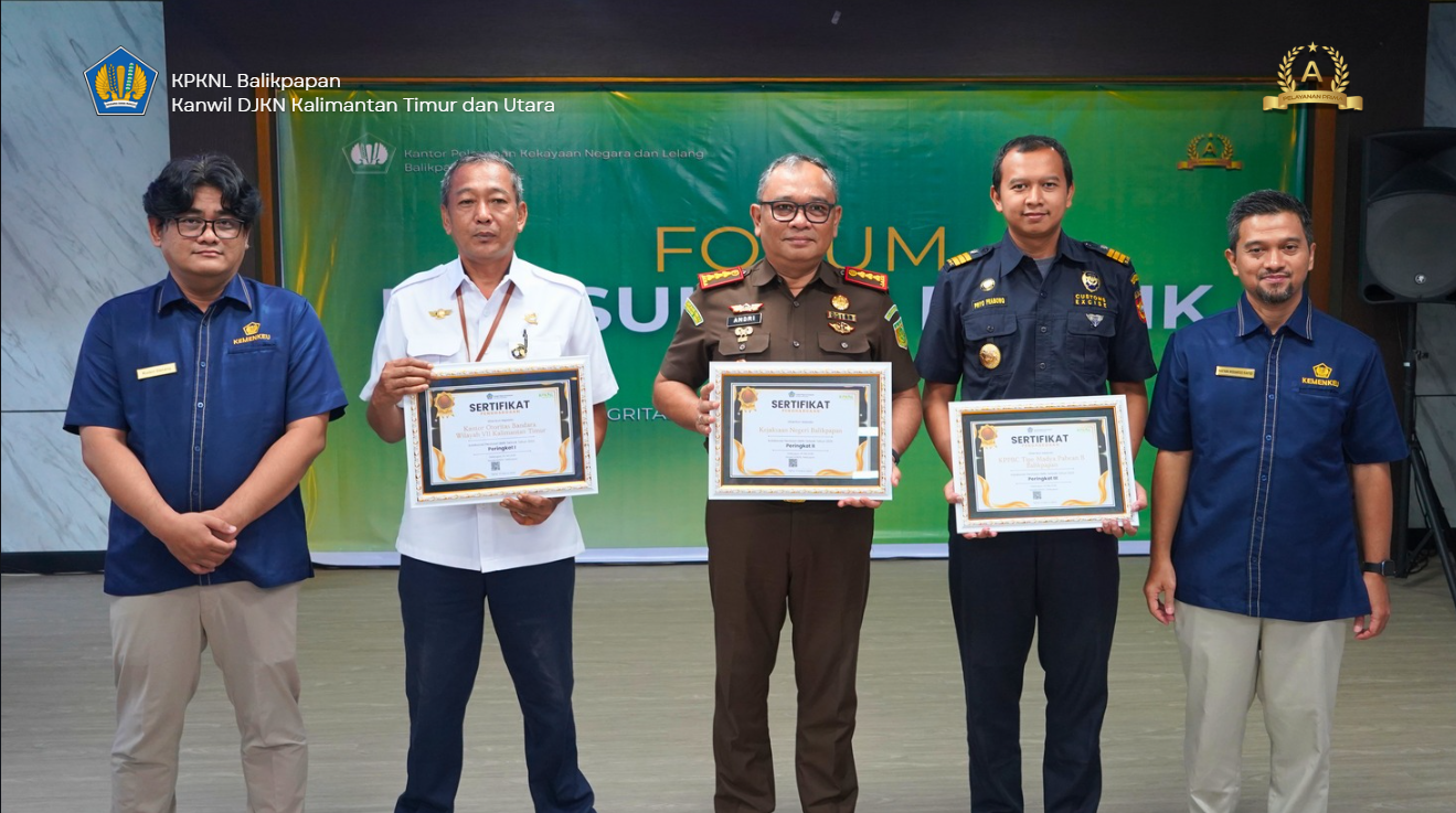 Perkuat Kolaborasi Pengelolaan Aset Negara, KPKNL Balikpapan Beri Penghargaan untuk Mitra Strategis