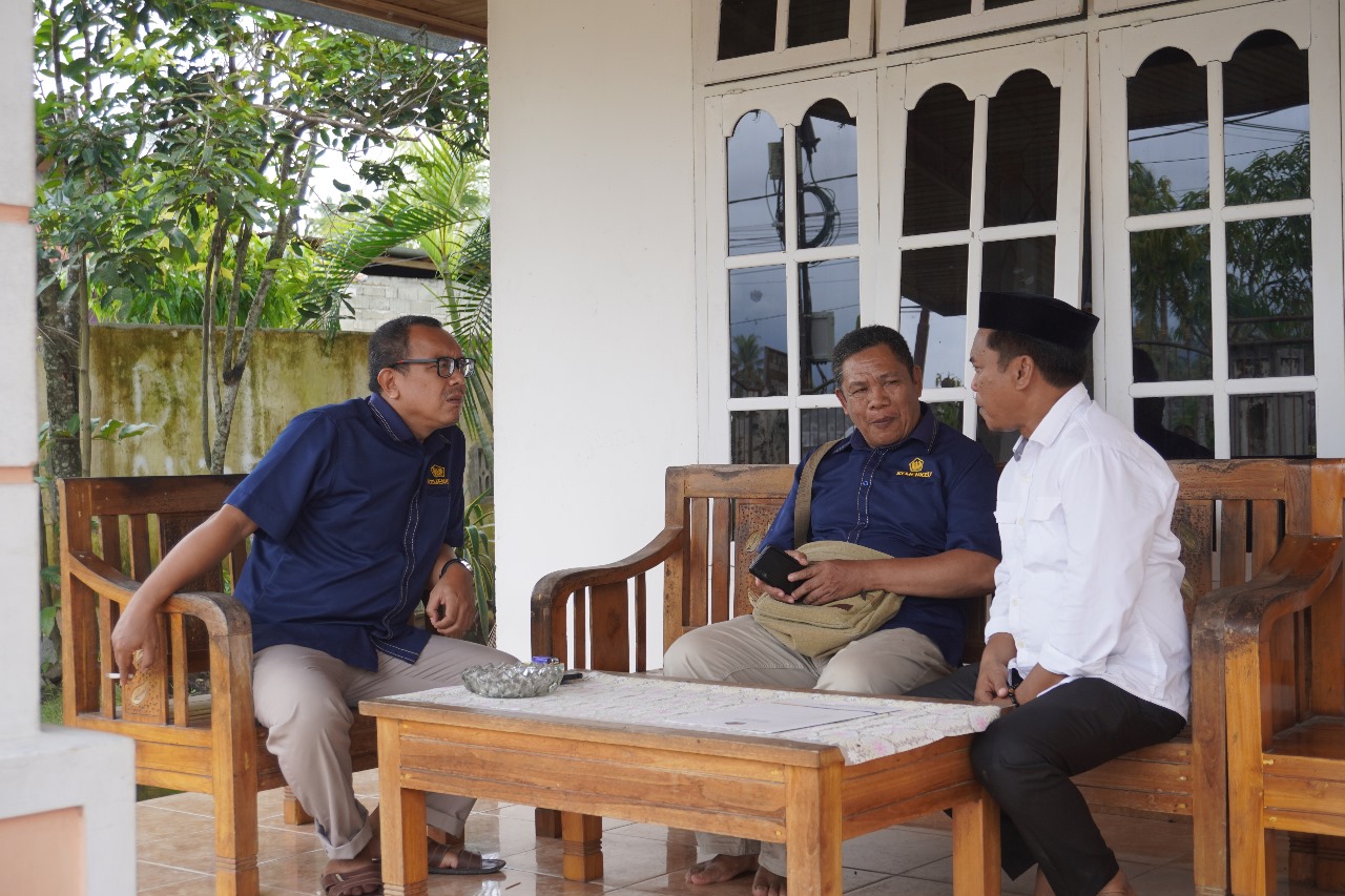 Menagih Piutang, Mengawal Hak Para Pekerja