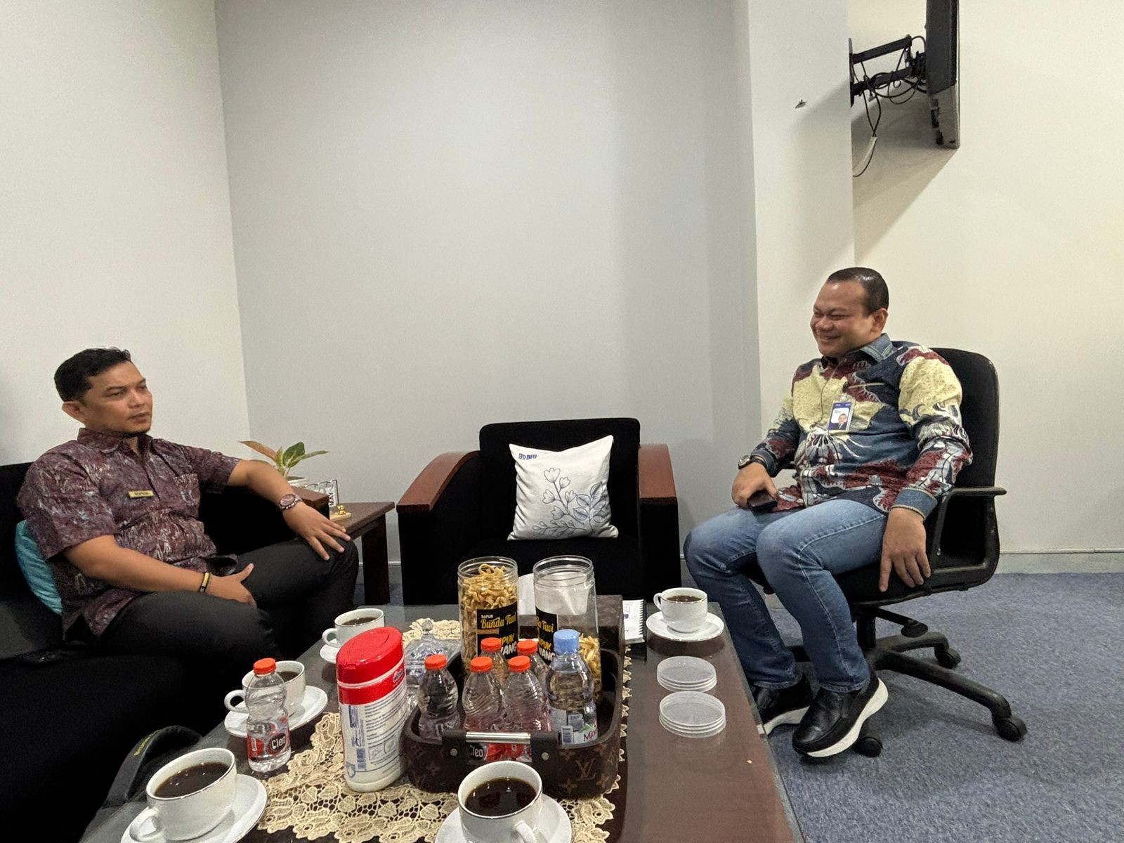 Kunjungan kerja Kepala Kantor Pelayanan Kekayaan Negara dan Lelang Mamuju bersama stakeholder perbankan di wilayah Kabupaten Polewali Mandar
