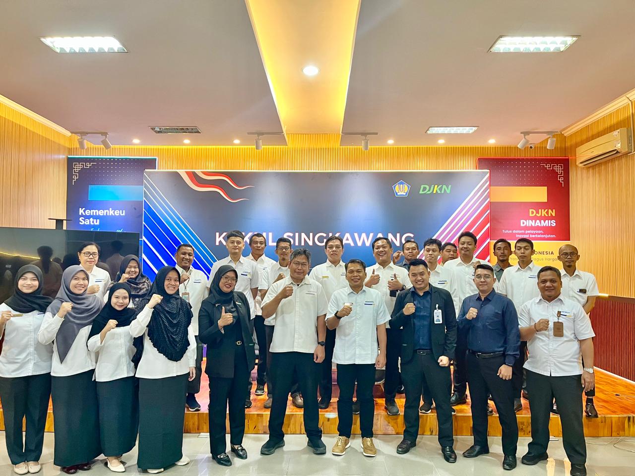 Tingkatkan Kualitas Layanan, KPKNL Singkawang Gelar Pelatihan Service Excellence
