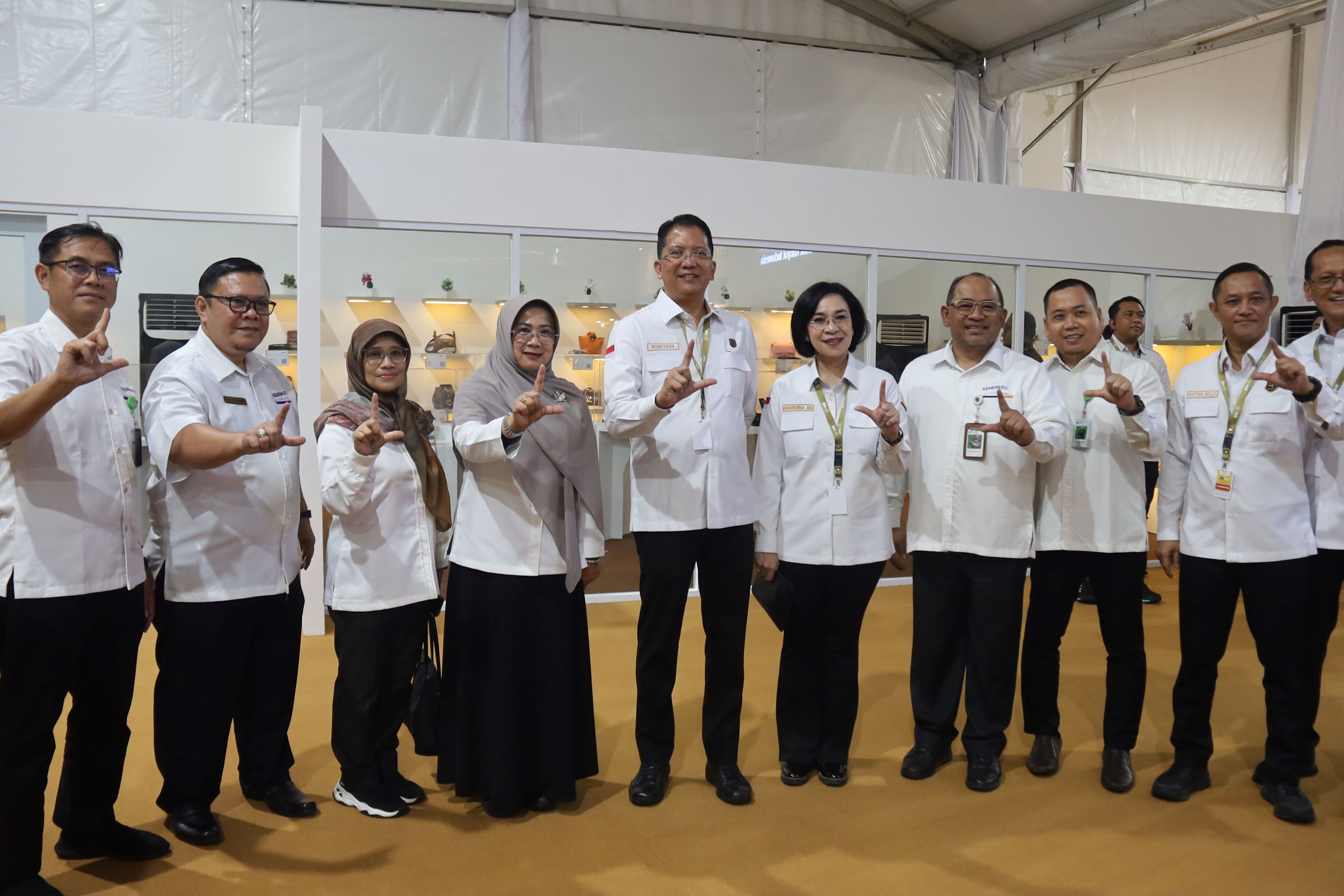 Aanwjizng Lelang Barang Rampasan Kejaksaan