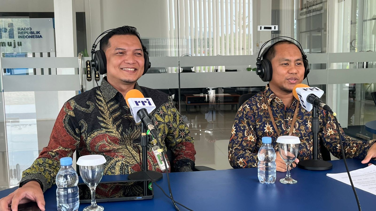 Gelar &lsquo;Solid Lelang&rsquo; di RRI, KPKNL Mamuju Edukasi Warga Sulbar Kenali Lelang Resmi dan Hindari Penipuan
