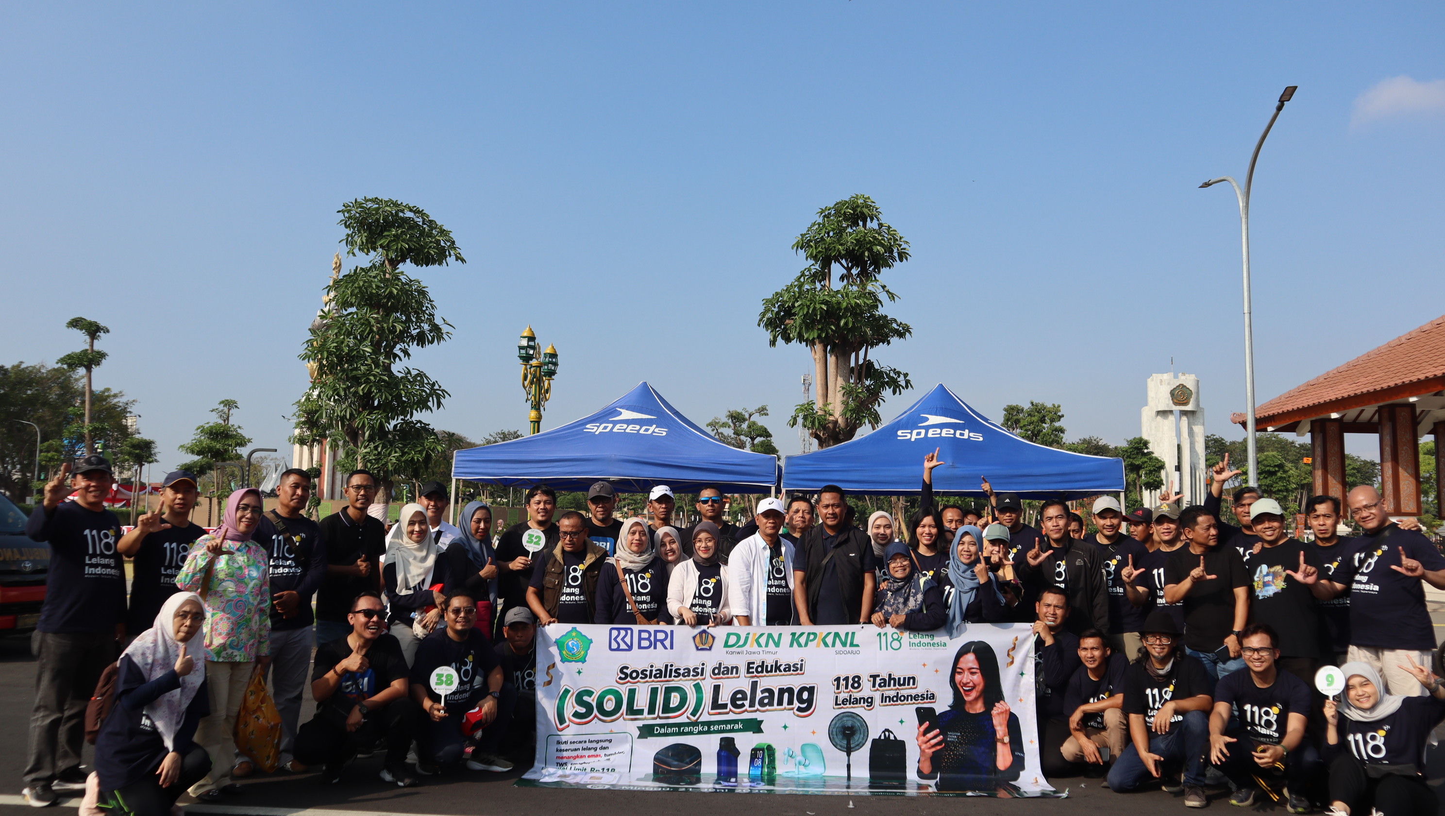 KPKNL Sidoarjo dan BRI Kenalkan Lelang Modern kepada Masyarakat Lewat kegiatan Sosialisasi dan Edukasi Lelang (SOLID) di CFD Sidoarjo
