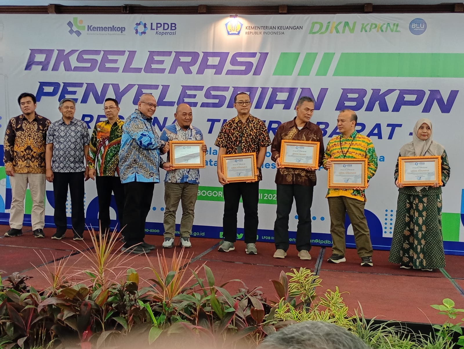 KPKNL Bekasi Meraih Juara 1 Penyelesaian BKPN Terbesar Nasional