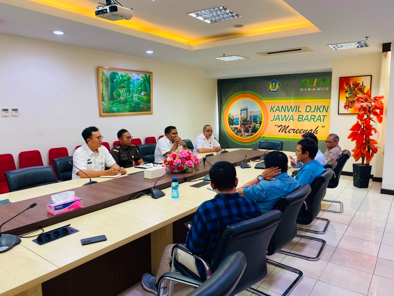 Kanwil DJKN Jawa Barat dan Kejaksaan RI Koordinasi Persiapan Lelang Serentak