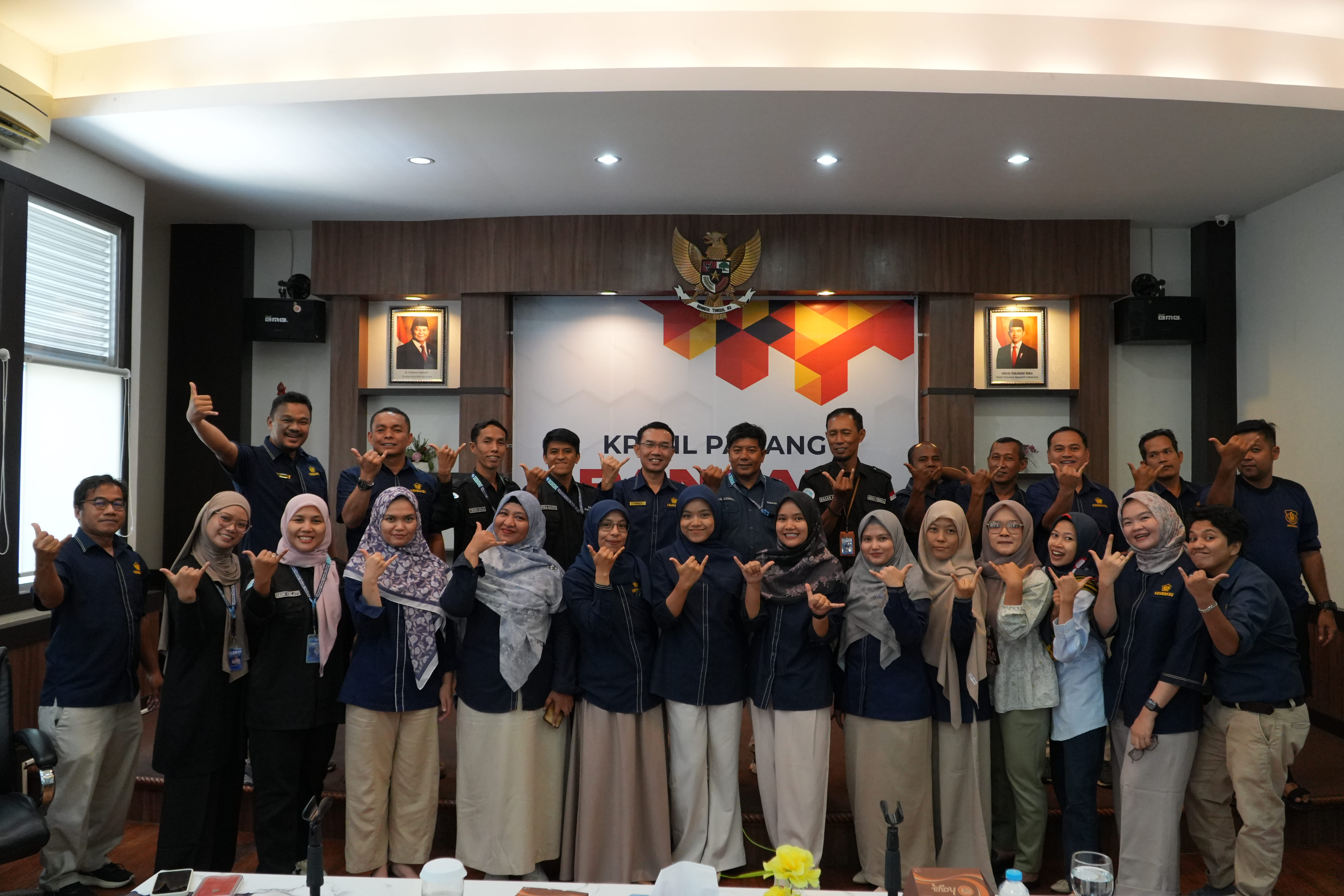 KPKNL Padang Tingkatkan Kompetensi Pegawai melalui Pelatihan Bahasa Isyarat untuk Wujudkan Layanan Inklusif