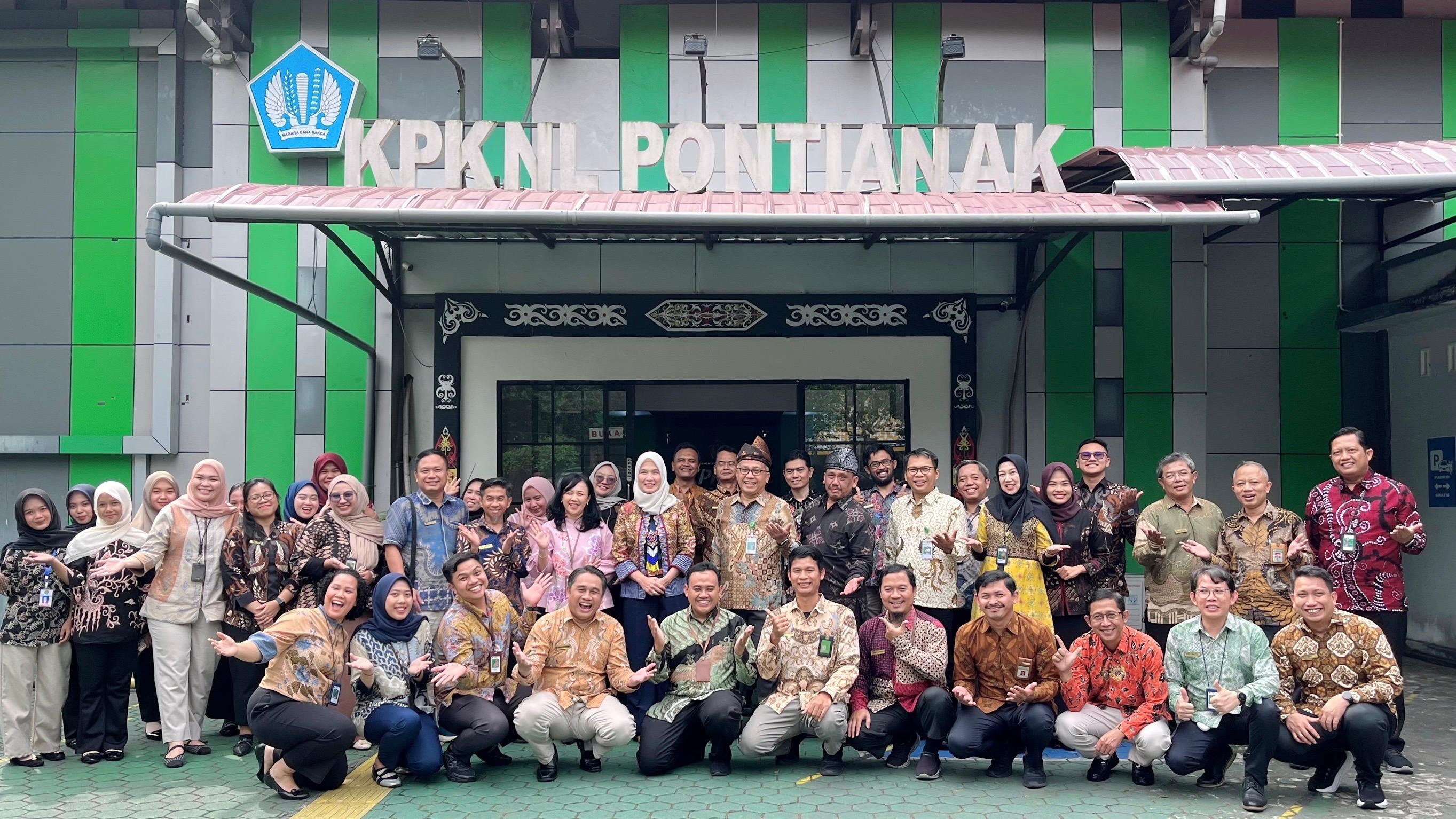 Kunjungan Kerja Direktur Jenderal Kekayaan Negara ke KPKNL Pontianak
