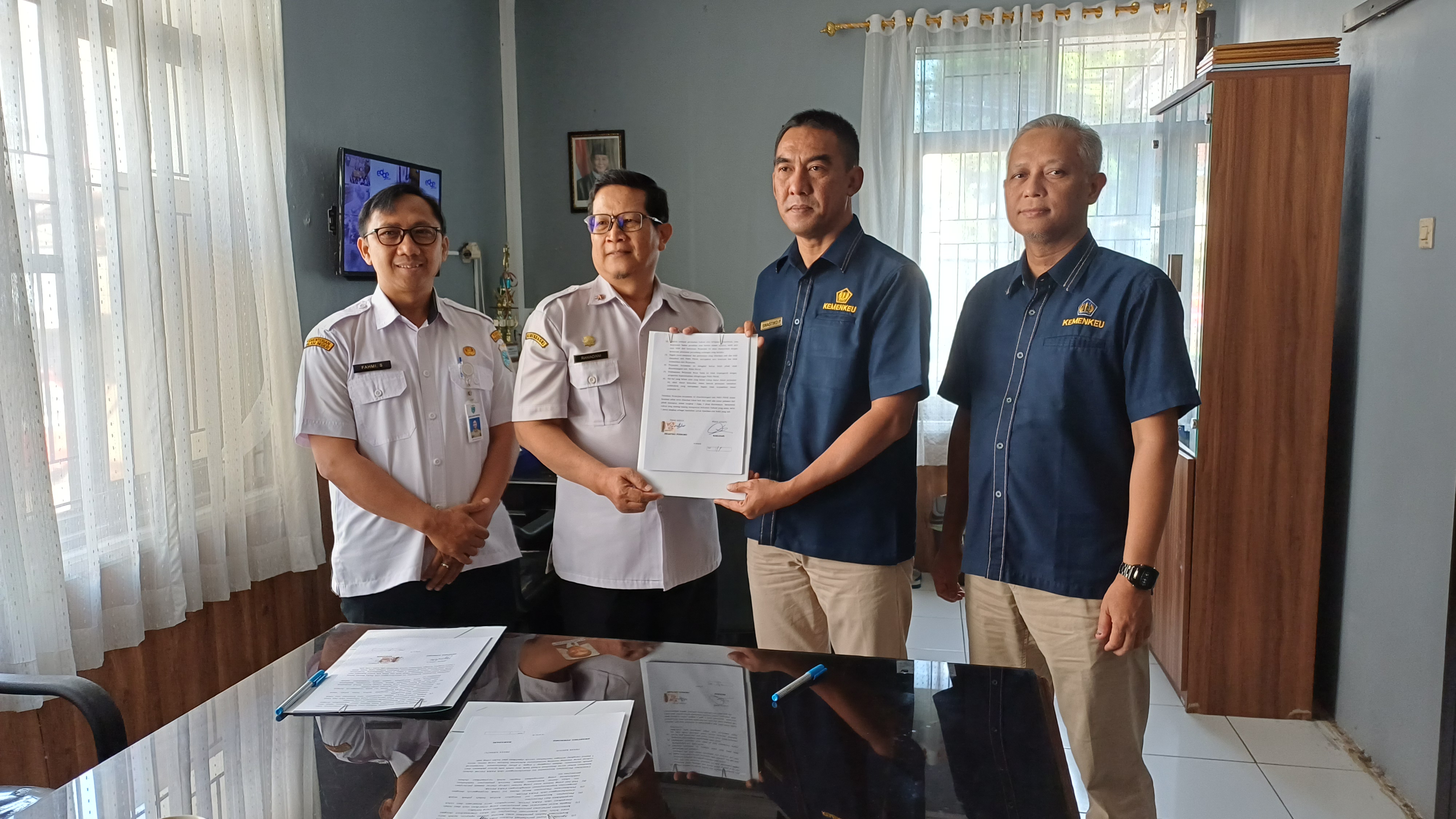 PERKUAT SINERGI PENGELOLAAN ASET, DILAKSANAKAN PENANDATANGANAN MOU DENGAN BAPENDA KAB. PANDEGLANG