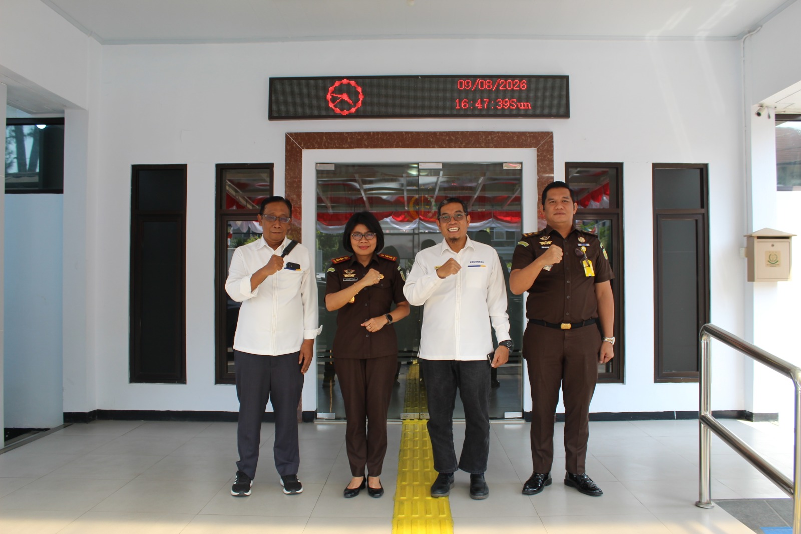  KPKNL Cirebon Kolaborasi dengan Kejaksaan Negeri Kuningan dalam Acara Siaran Interaktif "JAKSA MENYAPA" 