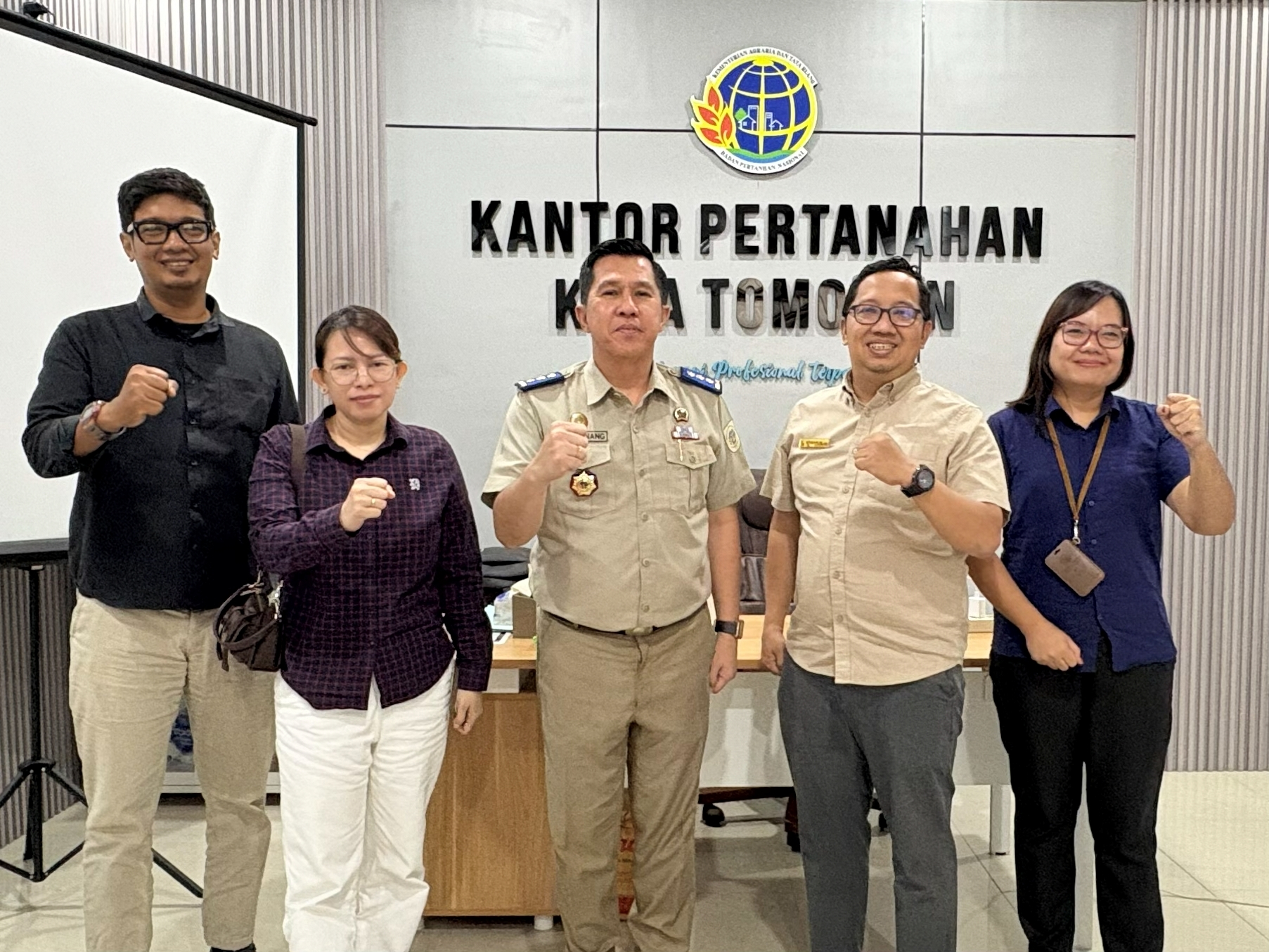 Menuju Pengelolaan BMN yang Terintegrasi, KPKNL Manado Validasi Data IGT Tanah Bersertipikat di Kota Tomohon