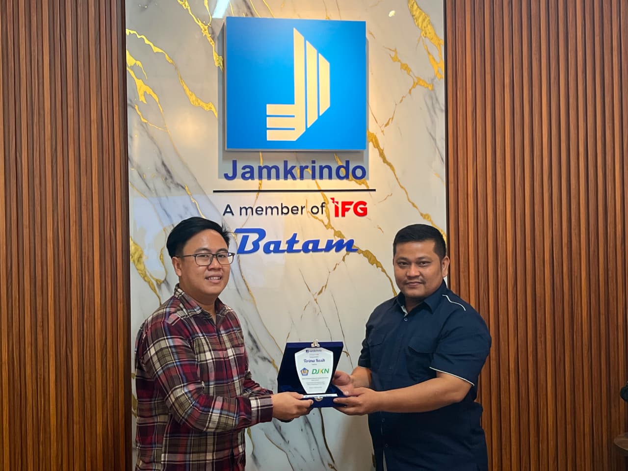 KPKNL Batam dan PT. Jamkrindo Cabang Batam Perkuat Sinergi melalui Sharing Knowledge tentang Lelang