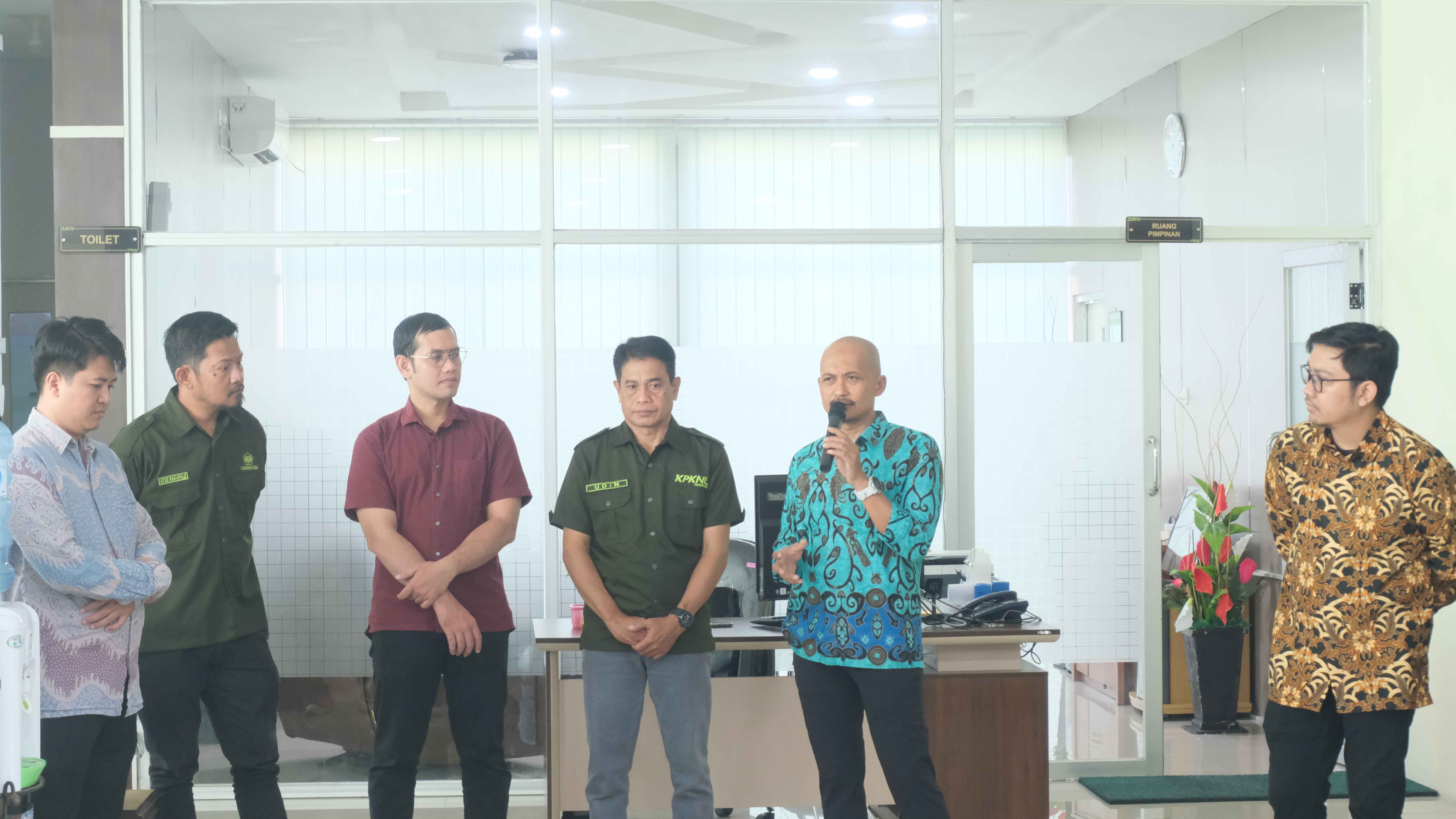 Salam Pagi Bahas Evaluasi FKP dan Persiapan Goes To Campus