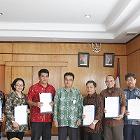 Berkerja dengan Optimis