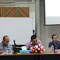 Dua  Hari Untuk Dua Gelar