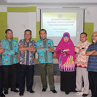 Kerja Keras, Wawasan Luas, Hasil Puas