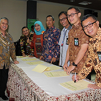 Penandatanganan Kontrak Kinerja KPKNL Surabaya
