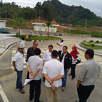 Peninjauan Lapangan Proyek Pelebaran Jalan Nasional