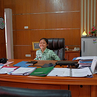 Visit DJKN, Siswi SMK Duduk Di Kursi Kepala Kantor
