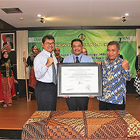 Jaga dan Tingkatkan Kualitas Pelayanan, KPKNL Yogyakarta Canangkan Zona Integritas 