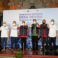 Desa Devisa Uyah Kusamba, Cara DJKN dan LPEI Bawa UMKM Mendunia