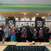 KNEKS, Keluarga Baru Kemenkeu Bertugas Tingkatkan Pembangunan Ekosistem Ekonomi dan Keuangan Syariah